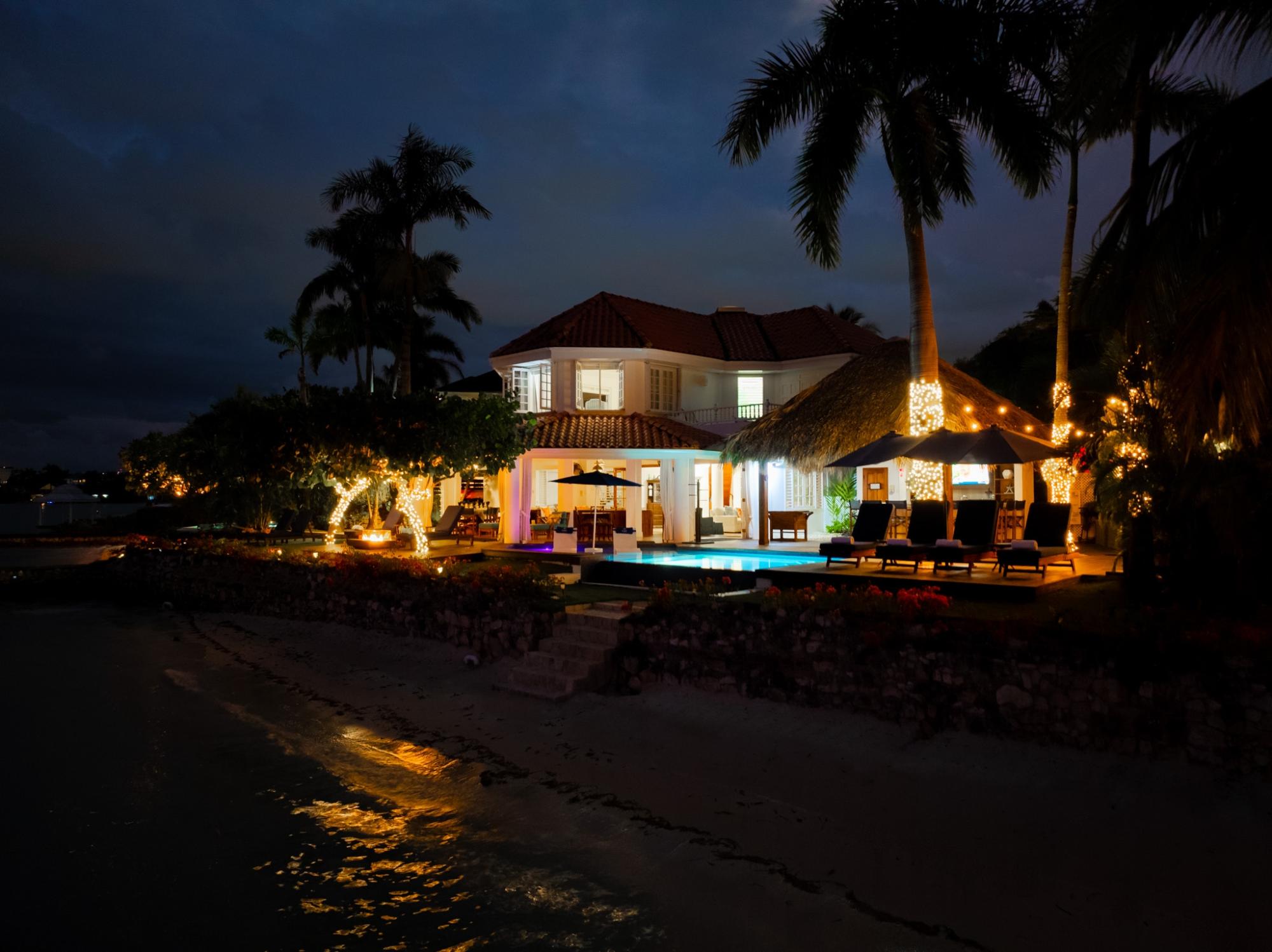 St. James, JM, 4 Bedrooms Bedrooms, ,5 BathroomsBathrooms,Residential,For Sale,1838477