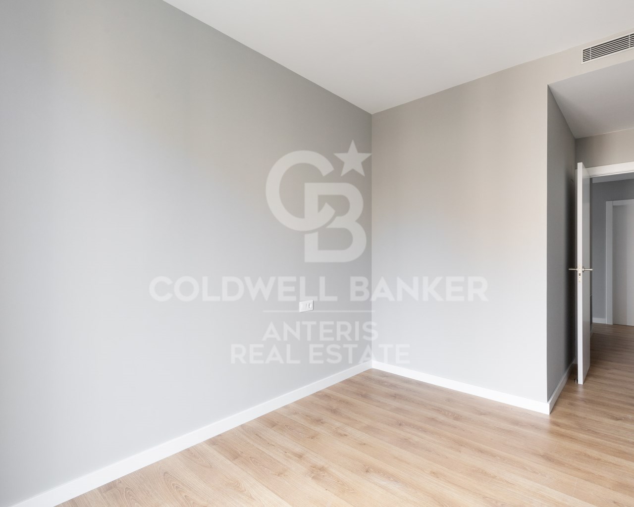 Barcelona, Barcelona, Eixample, La Dreta de l'Eix, Barcelona, Catalonia, ES, 3 Bedrooms Bedrooms, ,2 BathroomsBathrooms,Residential,For Sale,Barcelona, Barcelona, Eixample, La Dreta de l'Eix,1448605