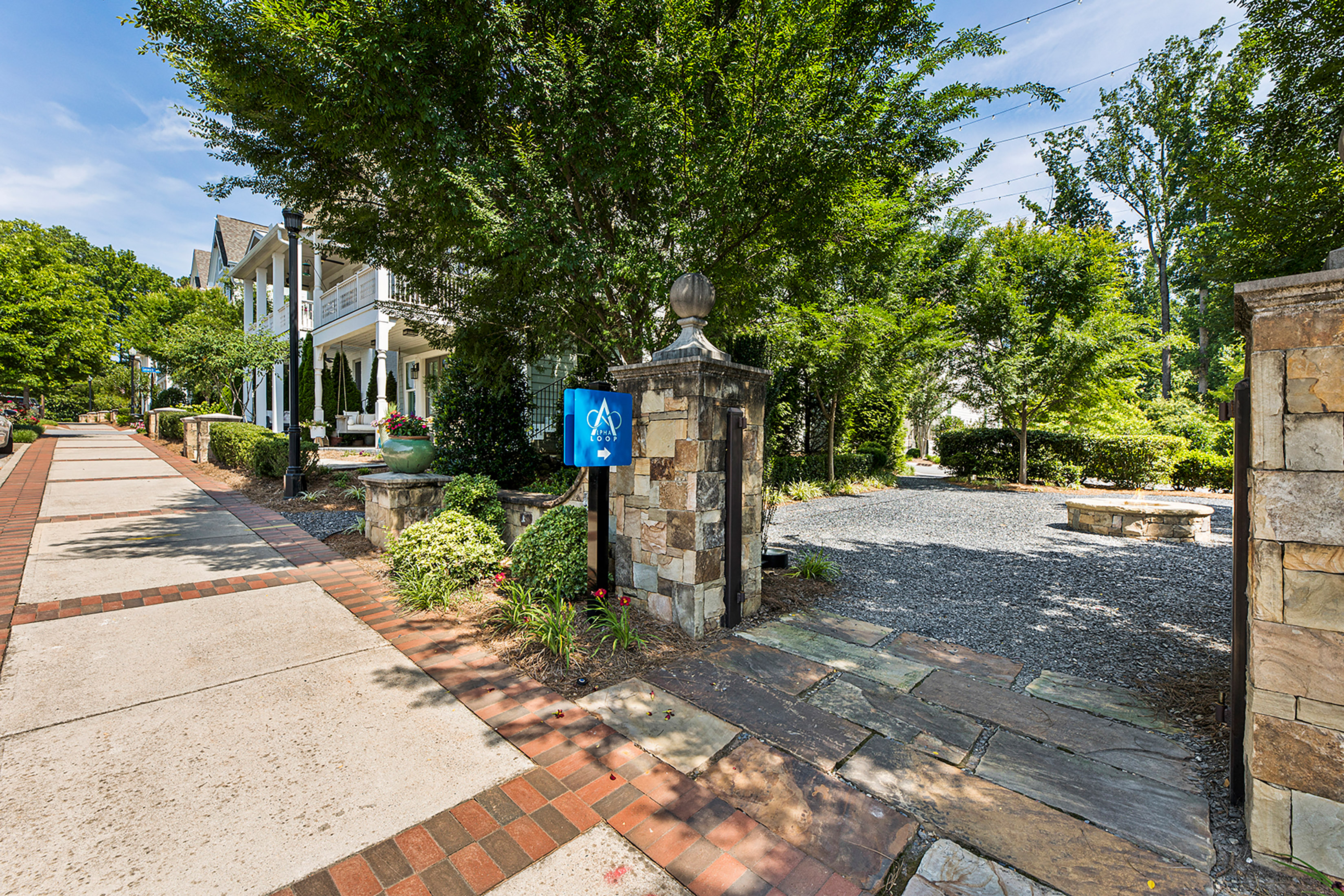  Ideally Positioned in Midwick, One of Alpharetta