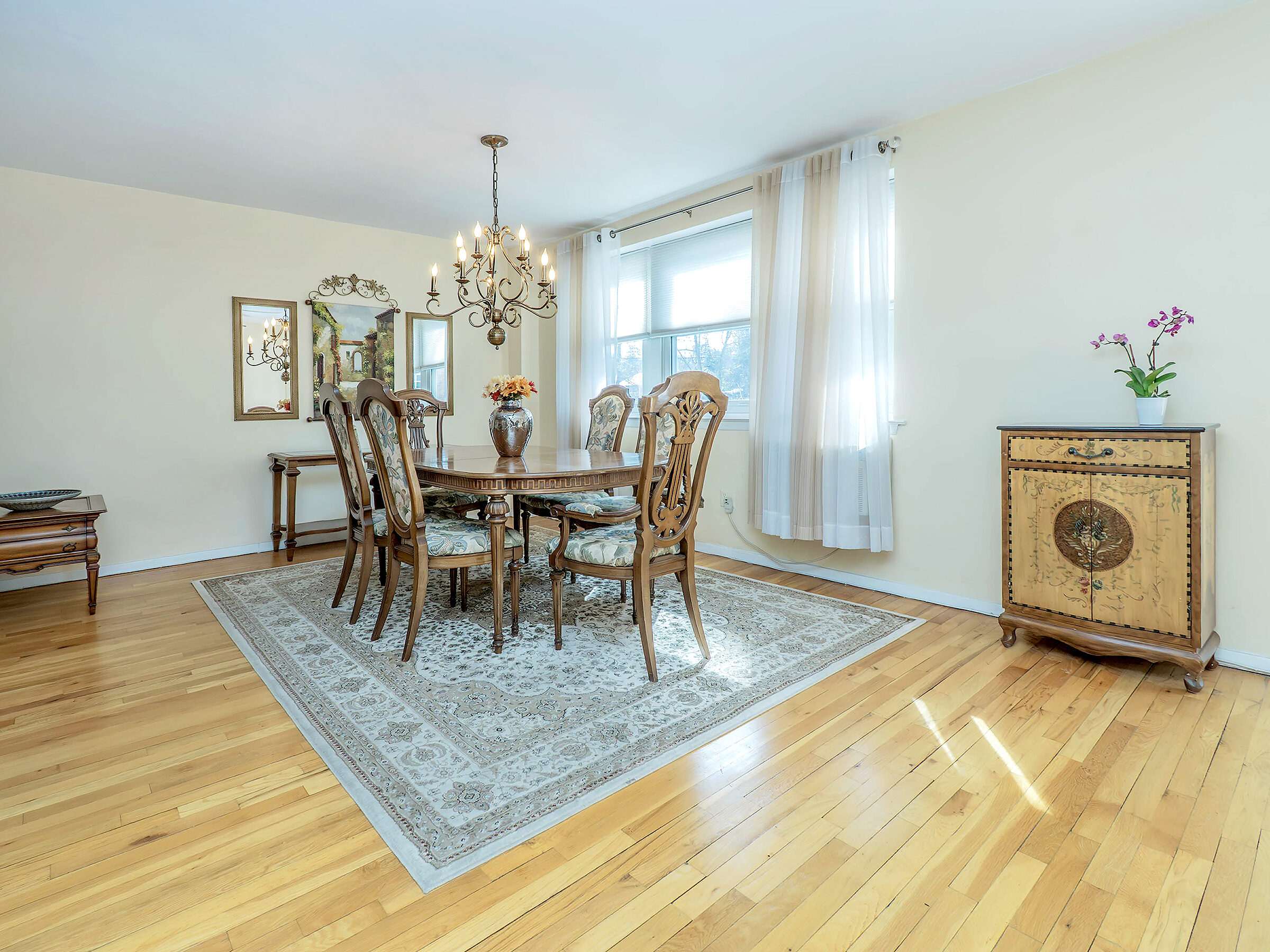  32 Pearsall, Glen Cove, NY, 11542 - 物件實景