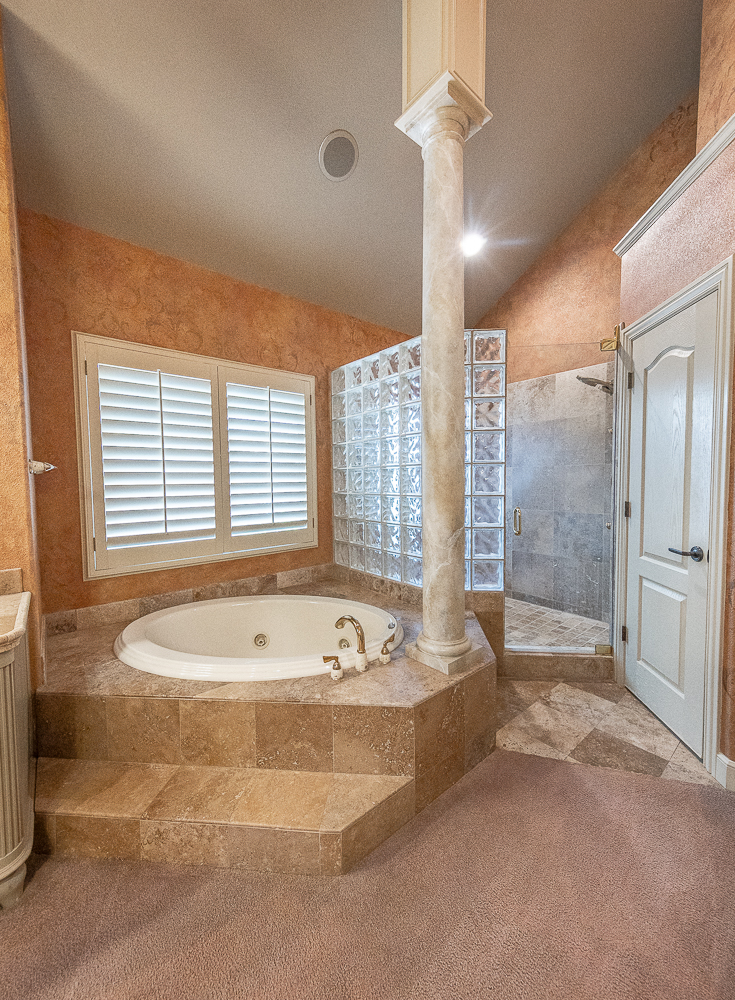 Lubbock, Texas, 79424, United States, 4 Bedrooms Bedrooms, ,3 BathroomsBathrooms,Residential,For Sale,1998502