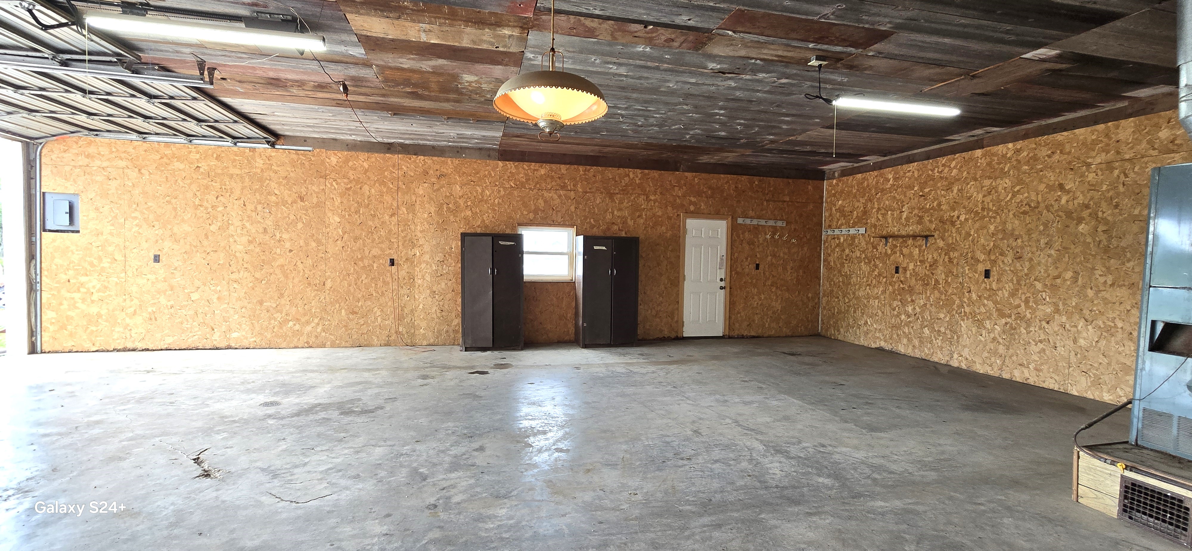 Osawatomie, Kansas, 66064, United States, 3 Bedrooms Bedrooms, ,2 BathroomsBathrooms,Residential,For Sale,1920353