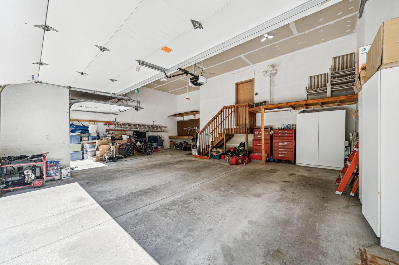 Lakeville, Minnesota, 55044, United States, 4 Bedrooms Bedrooms, ,3 BathroomsBathrooms,Residential,For Sale,1846490