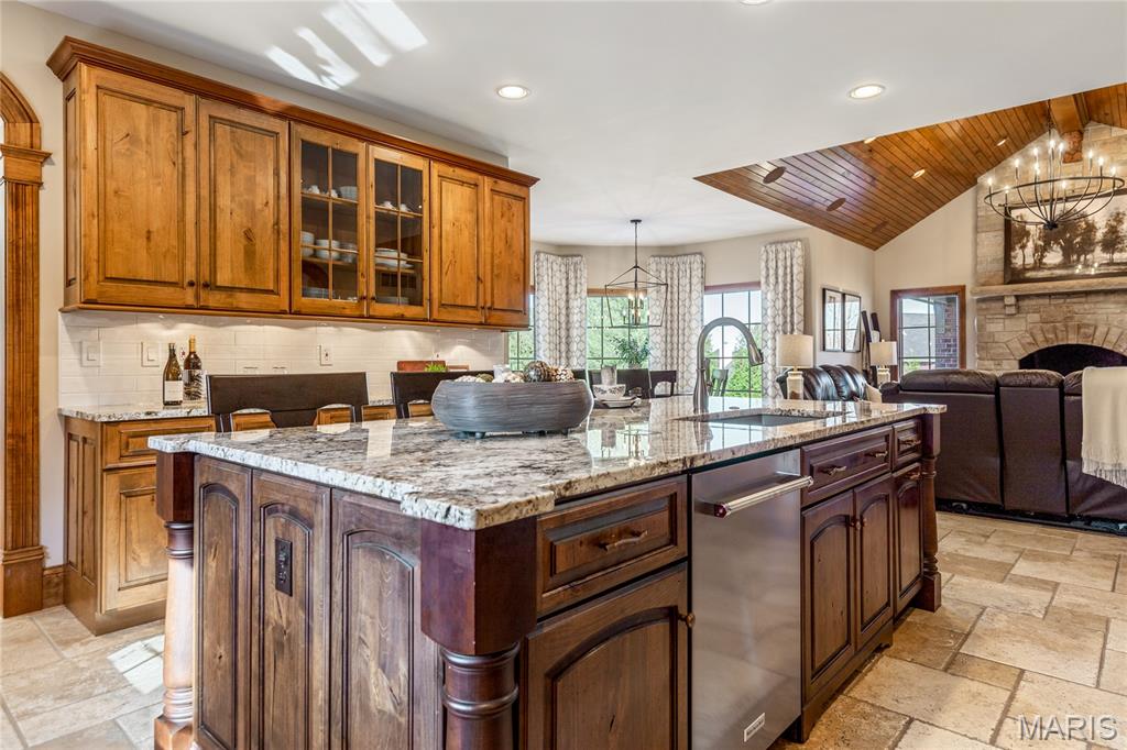 St Charles, Missouri, 63304, United States, 4 Bedrooms Bedrooms, ,6 BathroomsBathrooms,Residential,For Sale,1992889