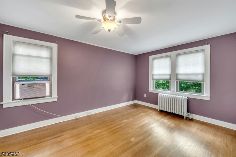 Livingston Twp., New Jersey, 07039, United States, 2 Bedrooms Bedrooms, ,2 BathroomsBathrooms,Residential,For Sale,1951171