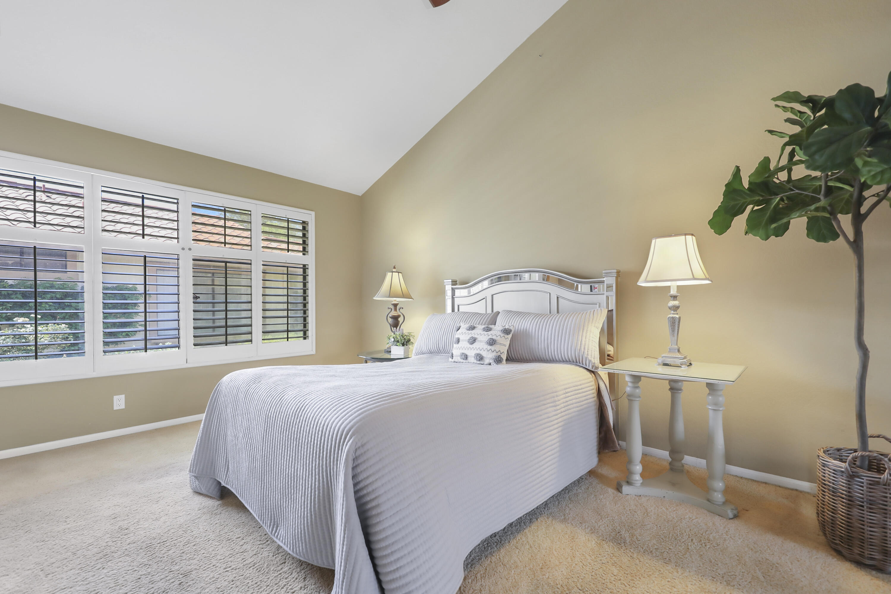 Palm Desert, California, 92260, United States, 2 Bedrooms Bedrooms, ,2 BathroomsBathrooms,Residential,For Sale,1865195