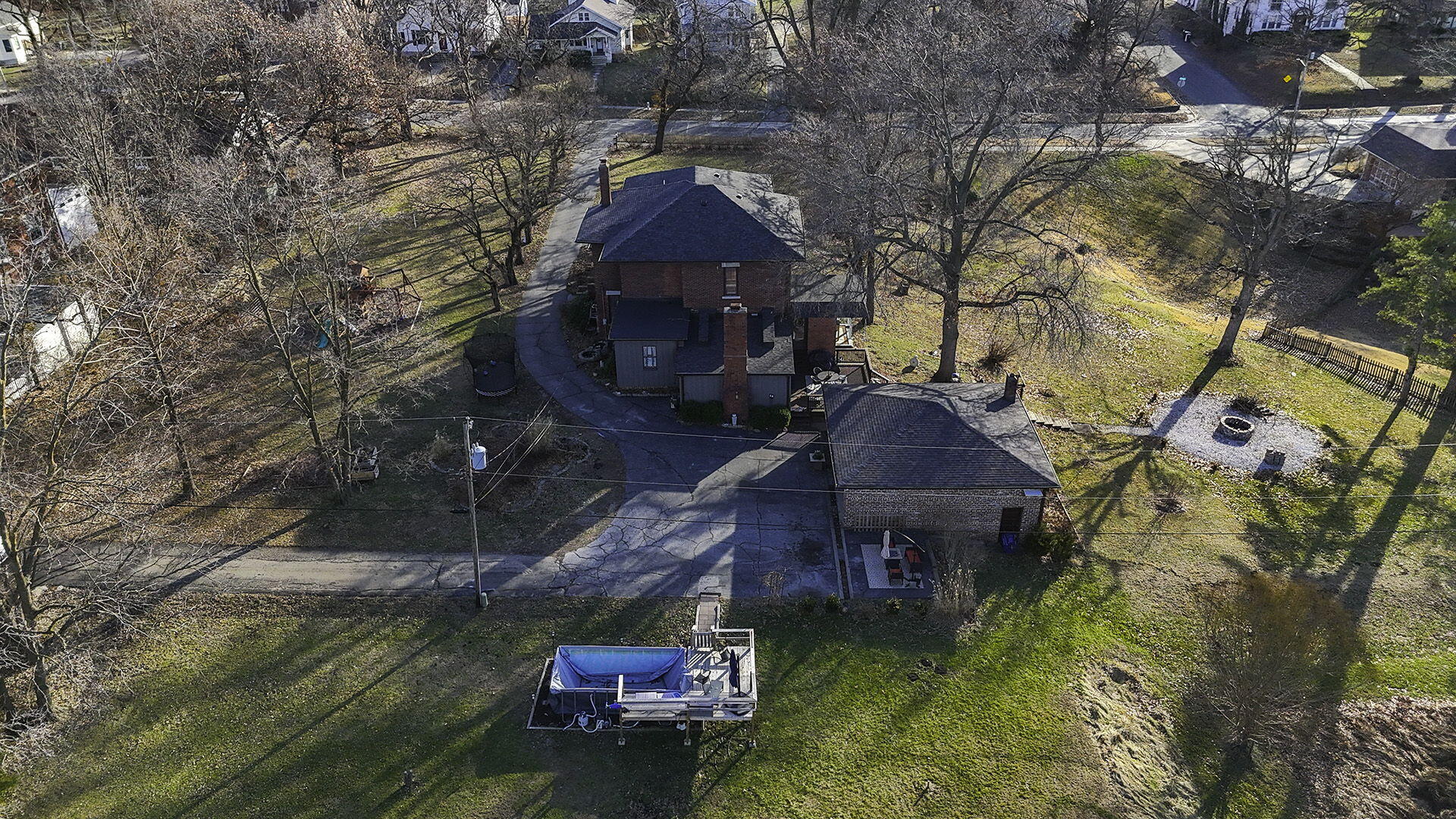 MOBERLY, Missouri, 65270, United States, 5 Bedrooms Bedrooms, ,5 BathroomsBathrooms,Residential,For Sale,2009284