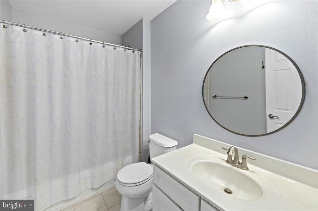 Spotsylvania, Virginia, 22553, United States, 4 Bedrooms Bedrooms, ,5 BathroomsBathrooms,Residential,For Sale,1895881