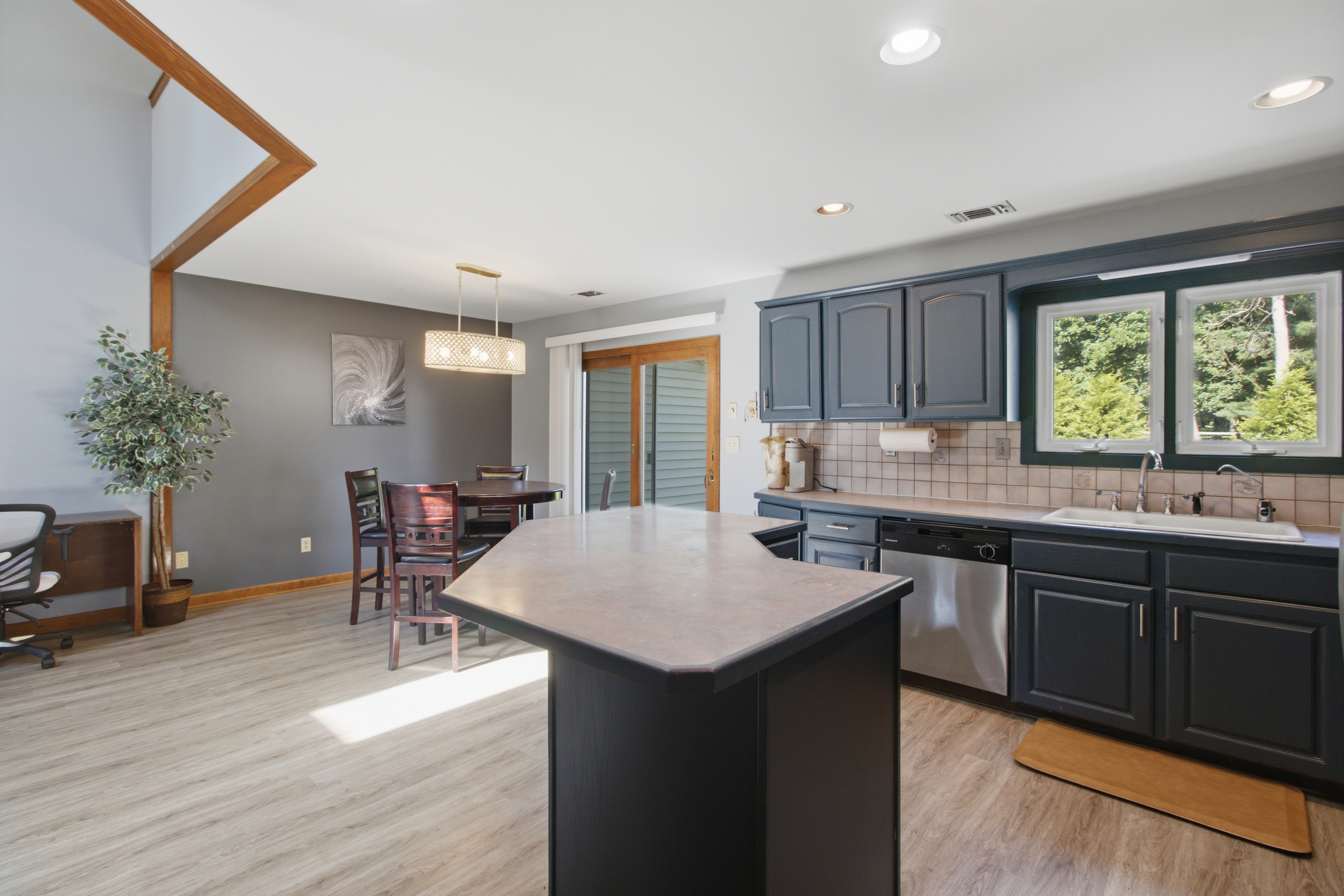  8 Green Meadow Drive, Clifton Park, NY 12065 - 物件實景