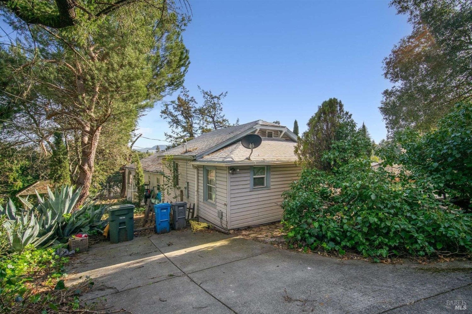 Santa Rosa, California, 95409, United States, 4 Bedrooms Bedrooms, ,2 BathroomsBathrooms,Residential,For Sale,1976725