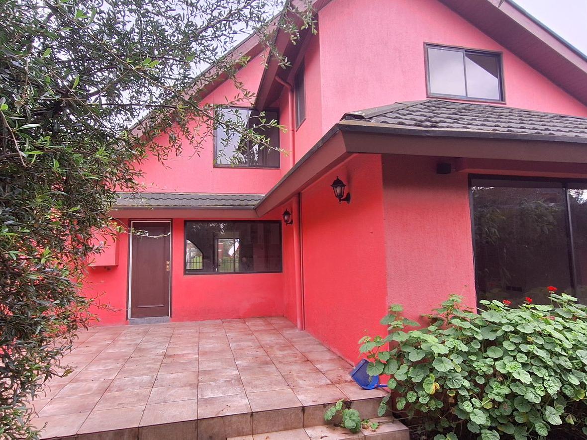 Osorno, Chile, 4 Bedrooms Bedrooms, ,3 BathroomsBathrooms,Residential,For Sale,1907394