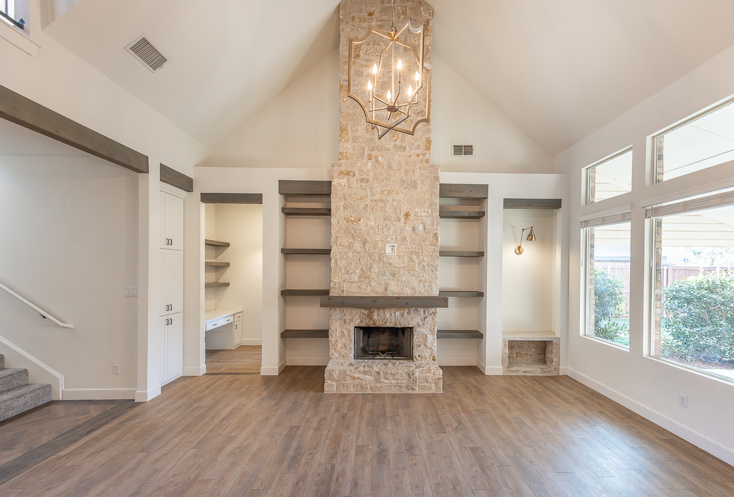 Lubbock, Texas, 79424, United States, 4 Bedrooms Bedrooms, ,4 BathroomsBathrooms,Residential,For Sale,1761130