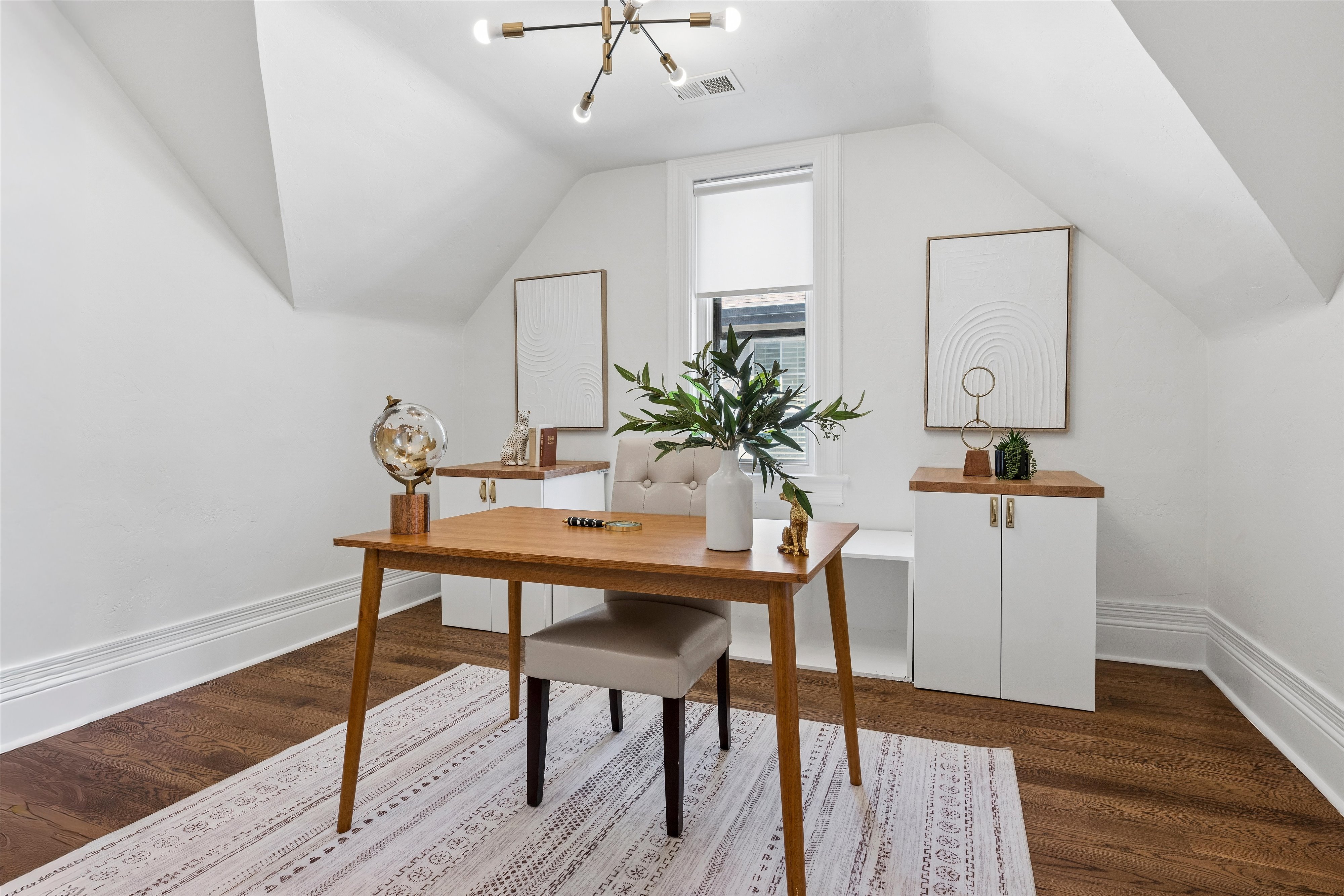  Seamlessly blends historic charm with modern living - 物件實景