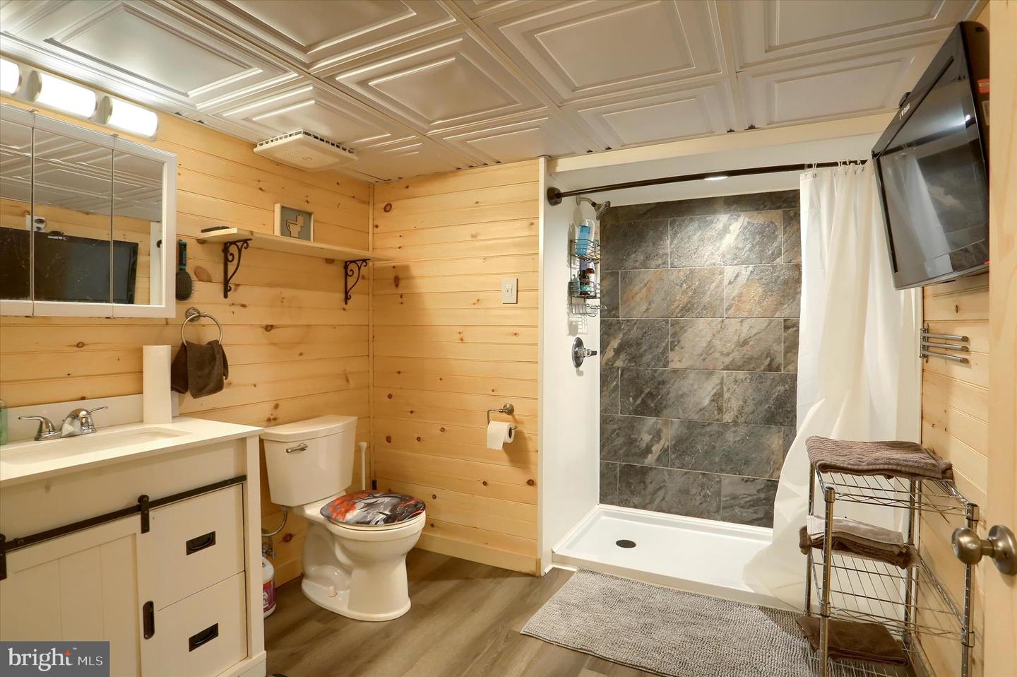 Etters, Pennsylvania, 17319, United States, 5 Bedrooms Bedrooms, ,4 BathroomsBathrooms,Residential,For Sale,1992939