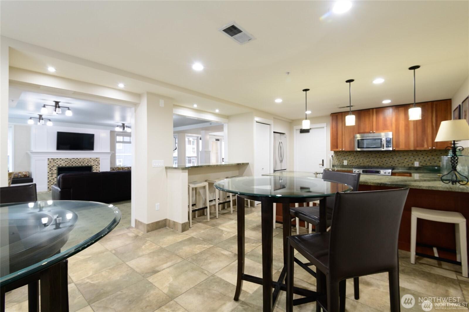 KIRKLAND, Washington, 98033, United States, 1 Bedroom Bedrooms, ,1 BathroomBathrooms,Residential,For Sale,1778230