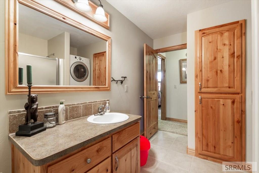 ISLAND PARK, Idaho, 83429, United States, 5 Bedrooms Bedrooms, ,5 BathroomsBathrooms,Residential,For Sale,1980298