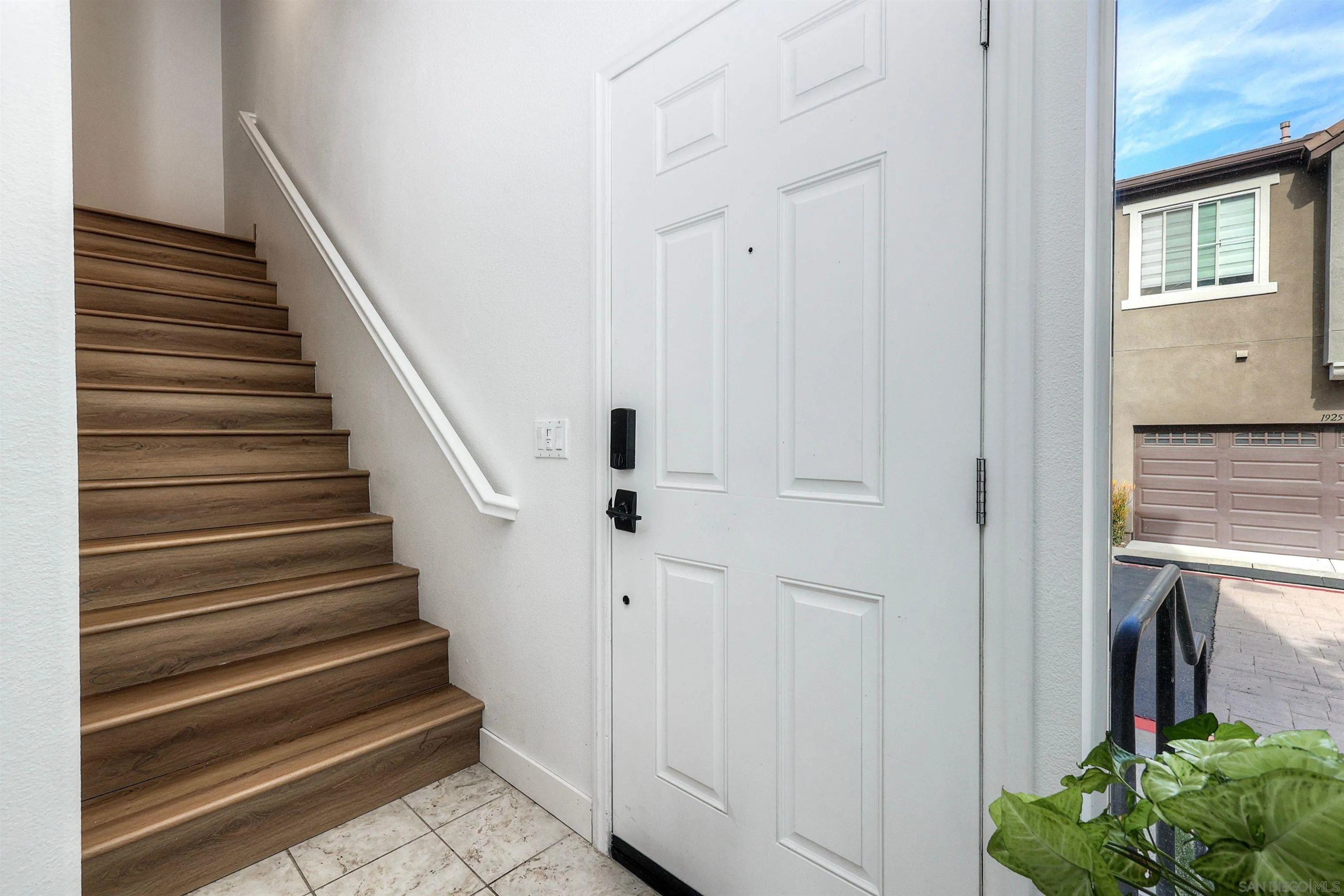 San Diego, California, 92071, United States, 2 Bedrooms Bedrooms, ,3 BathroomsBathrooms,Residential,For Sale,1997470