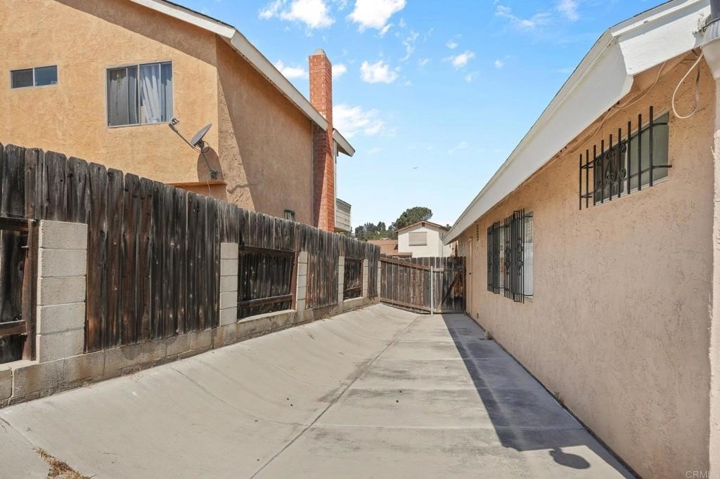 San Diego, California, 92139, United States, 3 Bedrooms Bedrooms, ,2 BathroomsBathrooms,Residential,For Sale,1933345