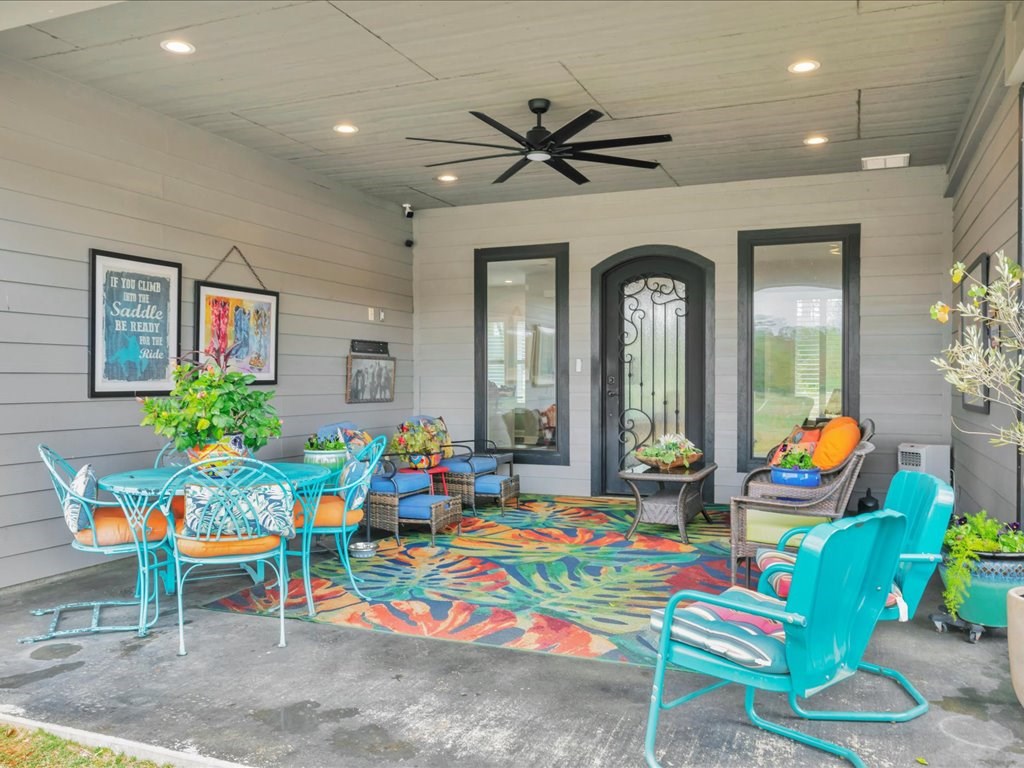 Lufkin, Texas, 75901, United States, 3 Bedrooms Bedrooms, ,2 BathroomsBathrooms,Residential,For Sale,1996440