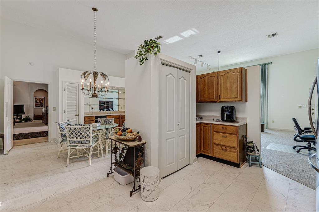 Lake Wales, Florida, 33898, United States, 2 Bedrooms Bedrooms, ,4 BathroomsBathrooms,Residential,For Sale,1908279