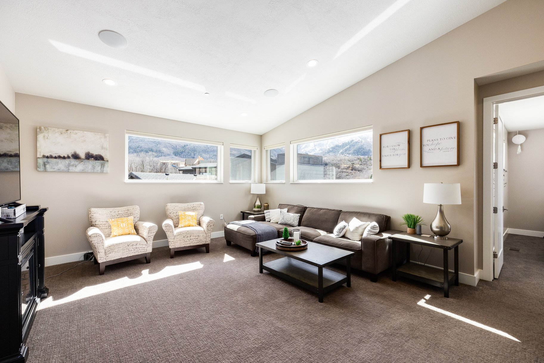  Mountain Contemporary Masterpiece with Panoramic Summit Creek Views - 物件實景