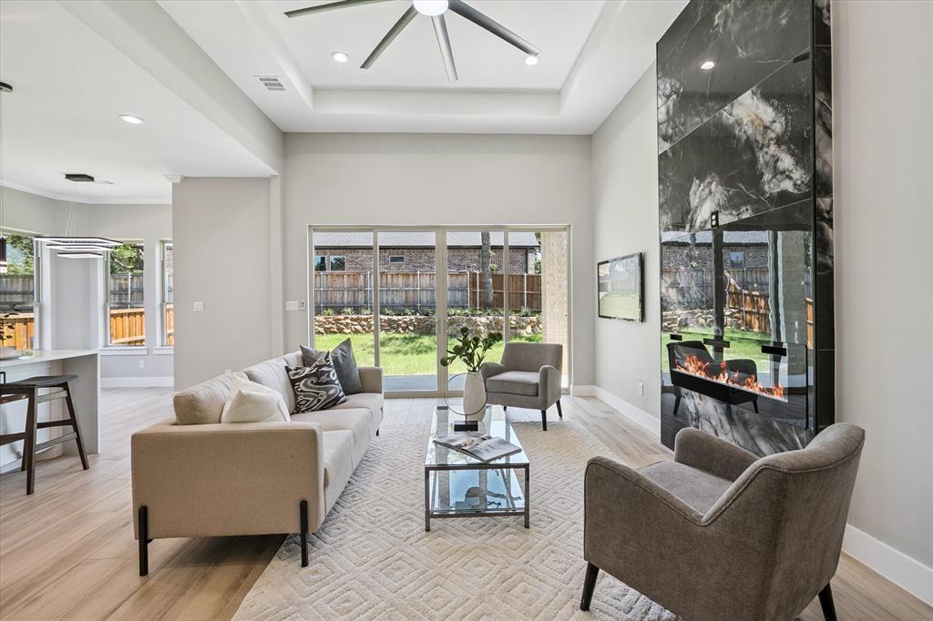 Arlington, Texas, 76012, United States, 4 Bedrooms Bedrooms, ,3 BathroomsBathrooms,Residential,For Sale,1976535