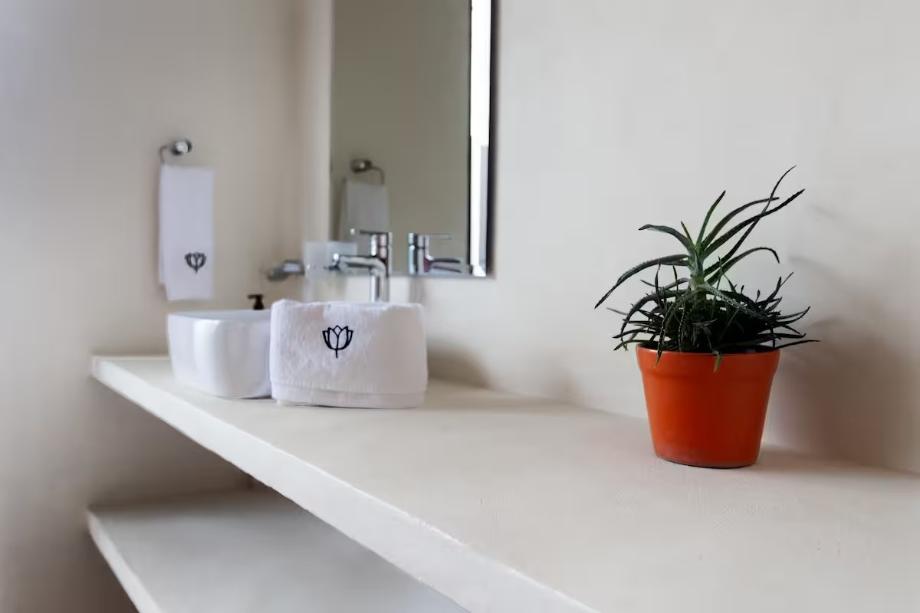 Tlaltizapán de Zapata, Morelos, 62773, Mexico, 4 Bedrooms Bedrooms, ,5 BathroomsBathrooms,Residential,For Sale,1732035