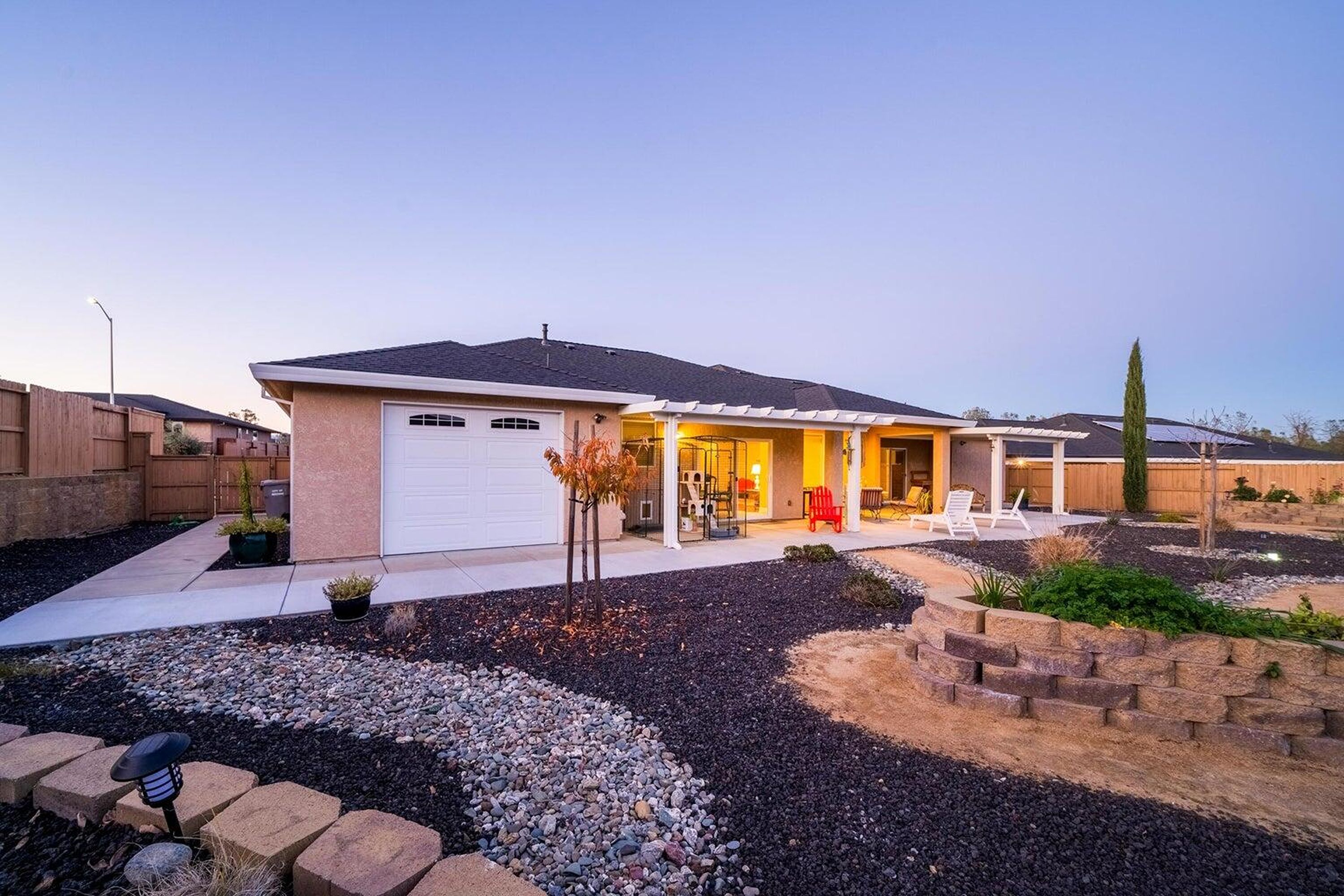  Beautiful Home In Highland Park Subdivision of Redding - 物件實景