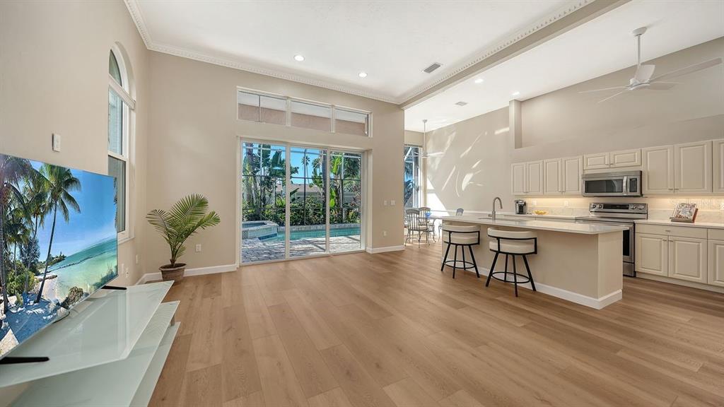 Sarasota, Florida, 34238, United States, 2 Bedrooms Bedrooms, ,2 BathroomsBathrooms,Residential,For Sale,1989499