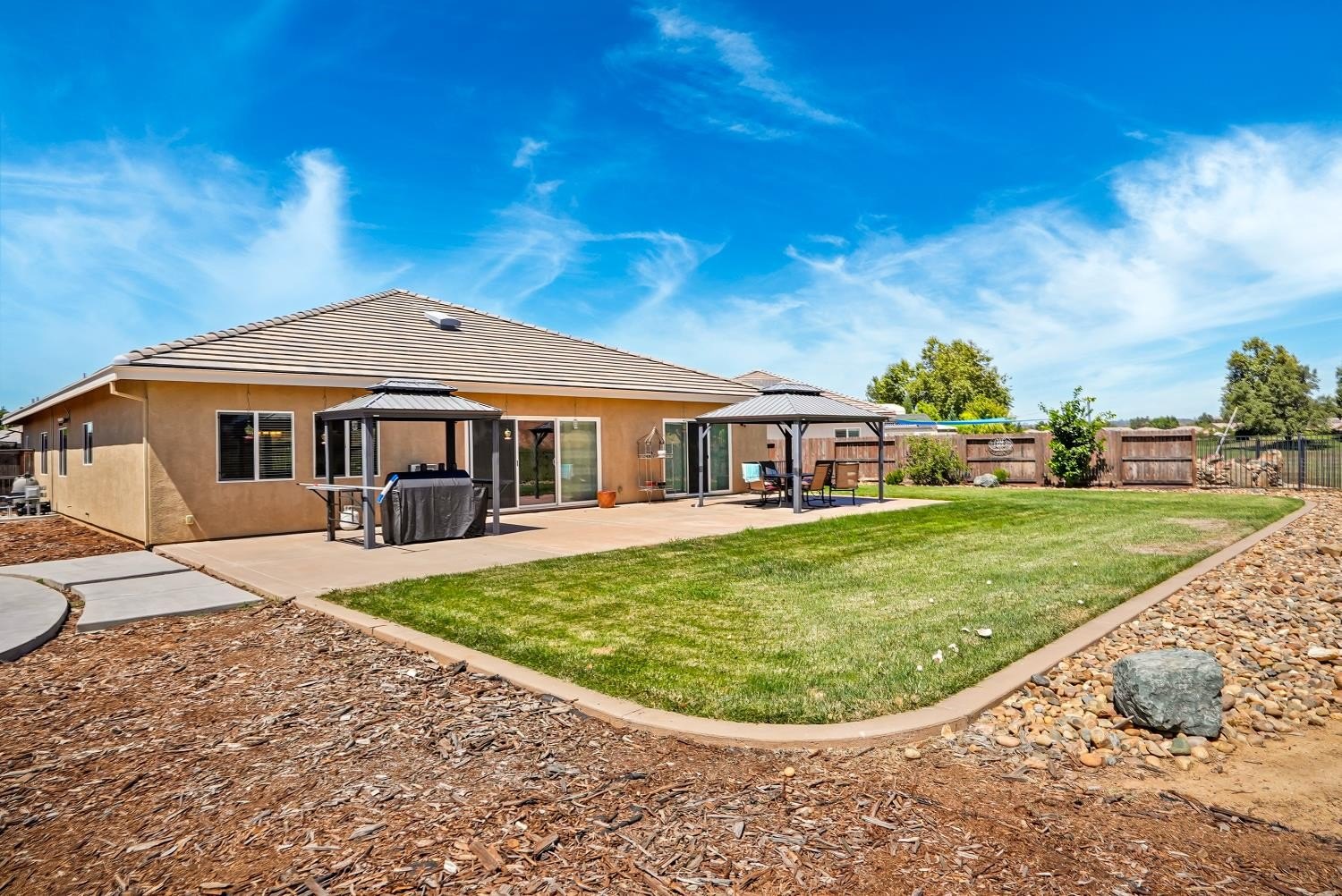 Ione, California, 95640, United States, 4 Bedrooms Bedrooms, ,3 BathroomsBathrooms,Residential,For Sale,1975203