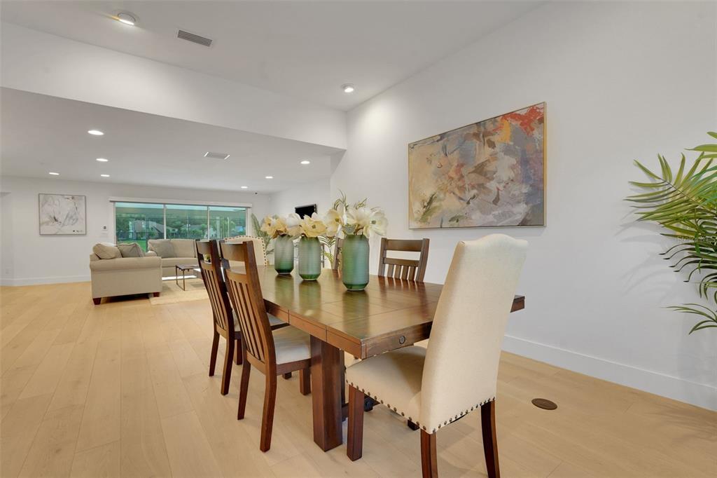 Lake Mary, Florida, 32746, United States, 4 Bedrooms Bedrooms, ,2 BathroomsBathrooms,Residential,For Sale,1940772
