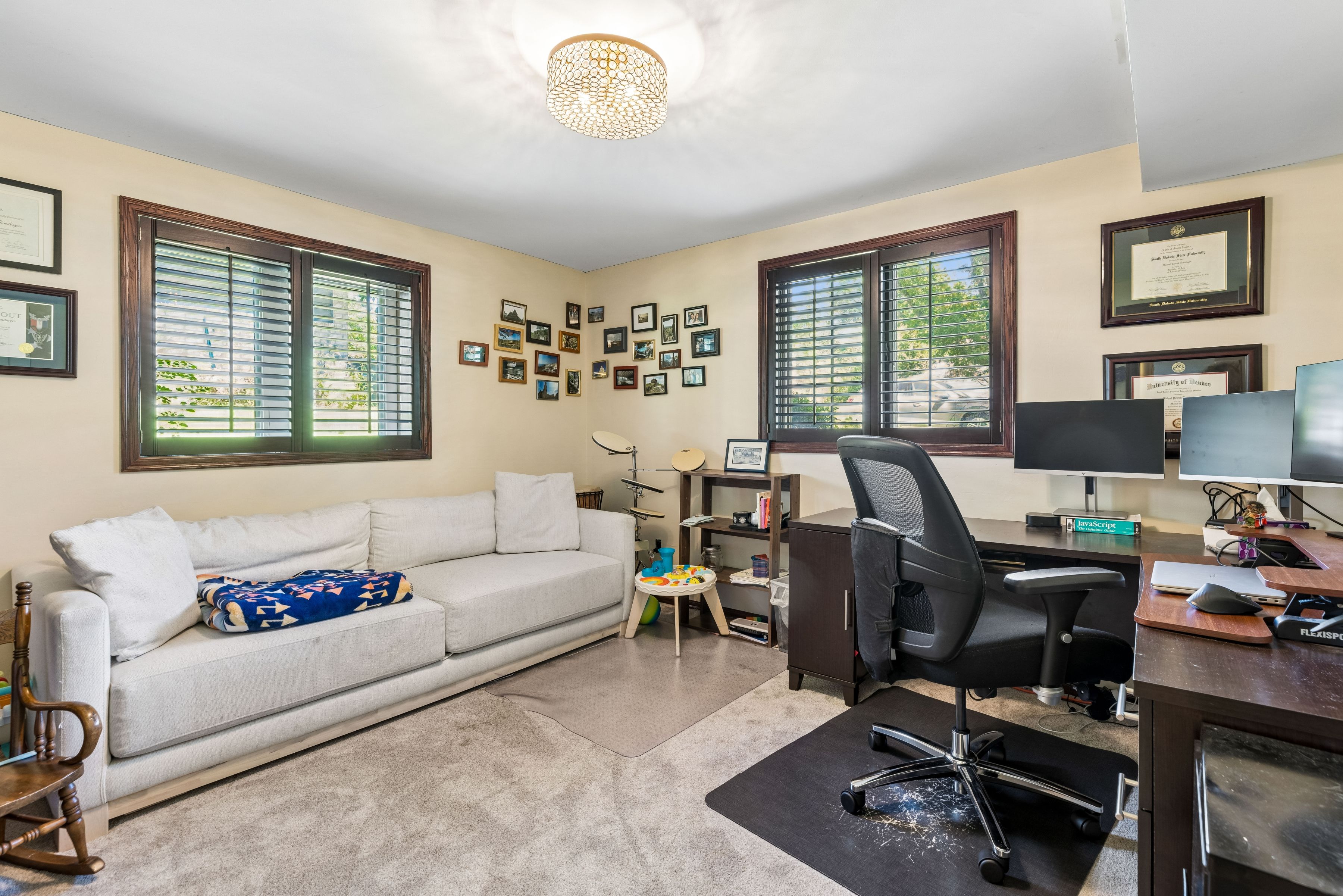  Beautifully Updated Home Overlooking Bent Creek Golf Course - 物件實景