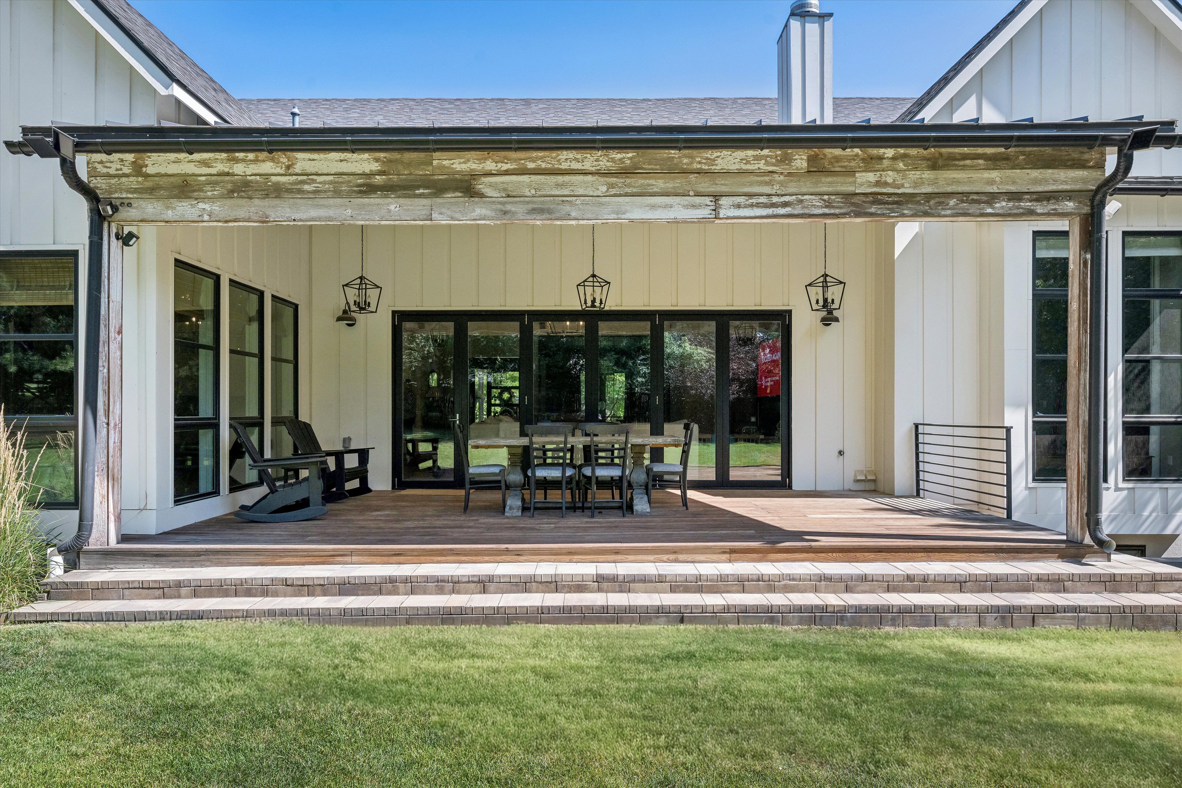  Modern Cherry Hills Masterpiece: Rare Main-Floor Luxury - 物件實景