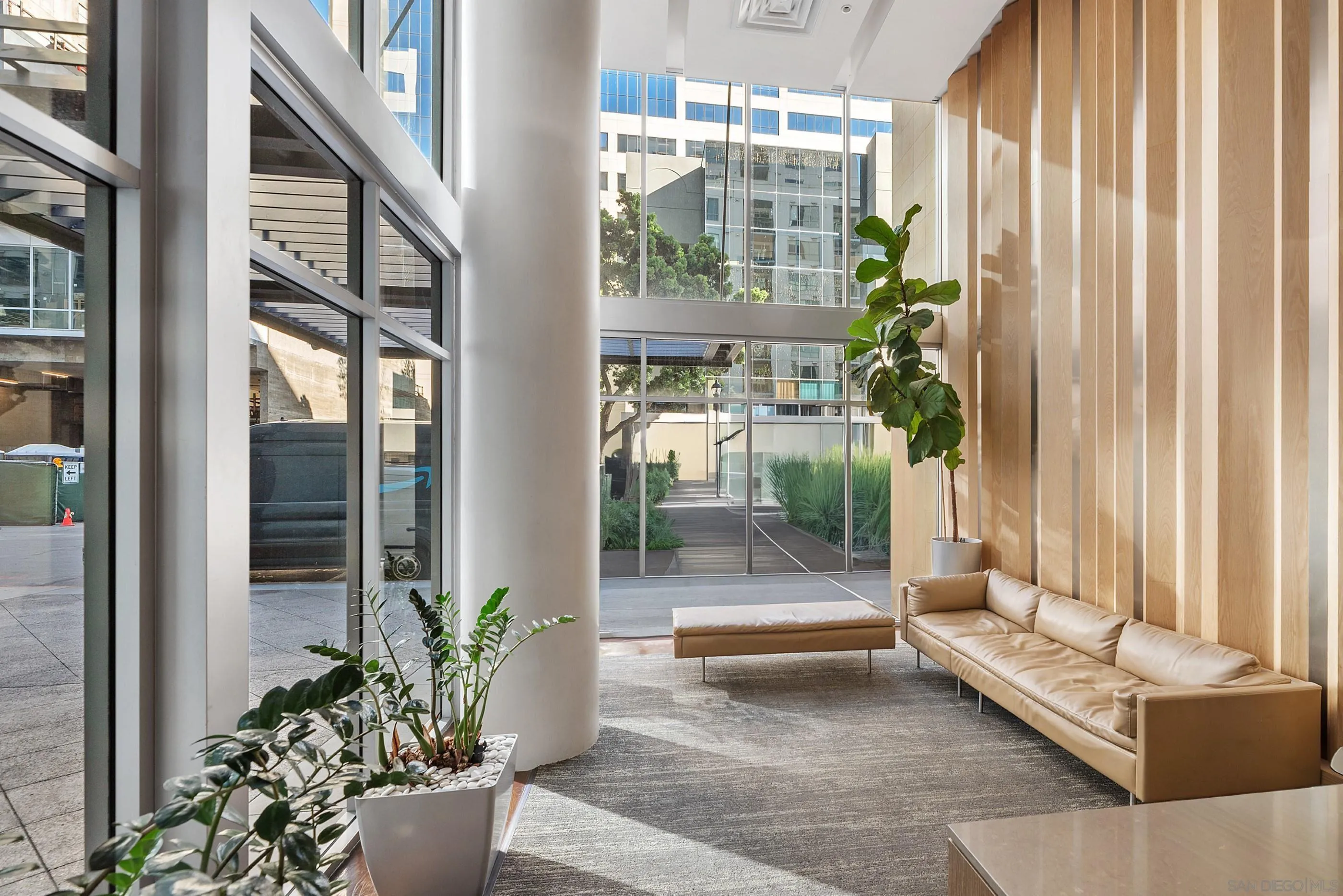 San Diego, California, 92101, United States, 1 Bedroom Bedrooms, ,1 BathroomBathrooms,Residential,For Sale,1999122