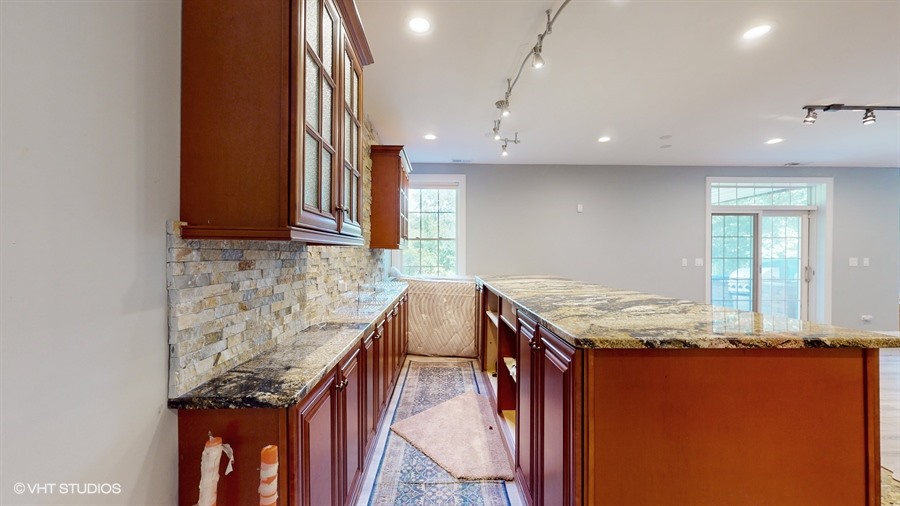 Lakewood, Illinois, 60014, United States, 5 Bedrooms Bedrooms, ,5 BathroomsBathrooms,Residential,For Sale,1980516