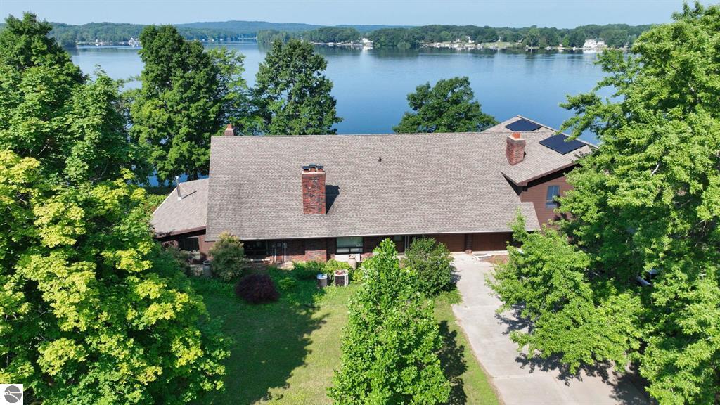 Lake Isabella, Michigan, 48893, United States, 3 Bedrooms Bedrooms, ,6 BathroomsBathrooms,Residential,For Sale,1903716
