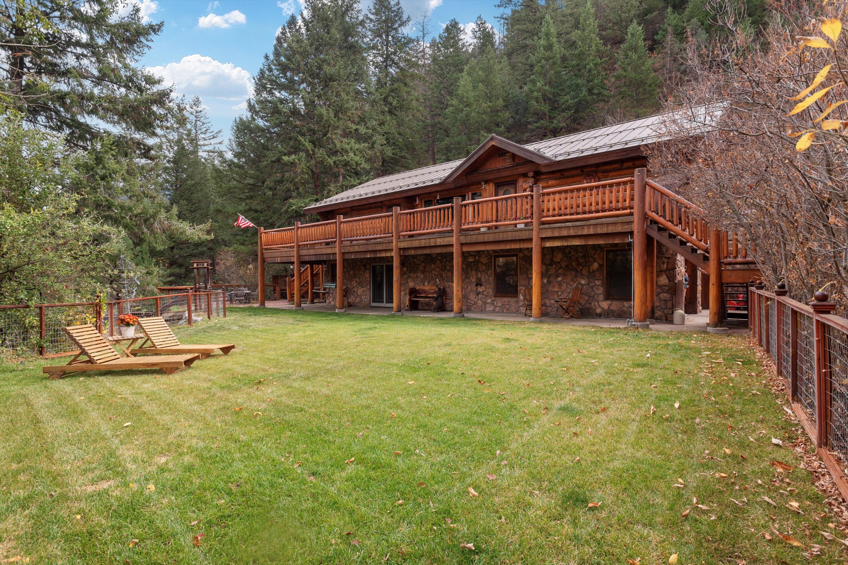 Discover Your Getaway in Peachblow Subdivision