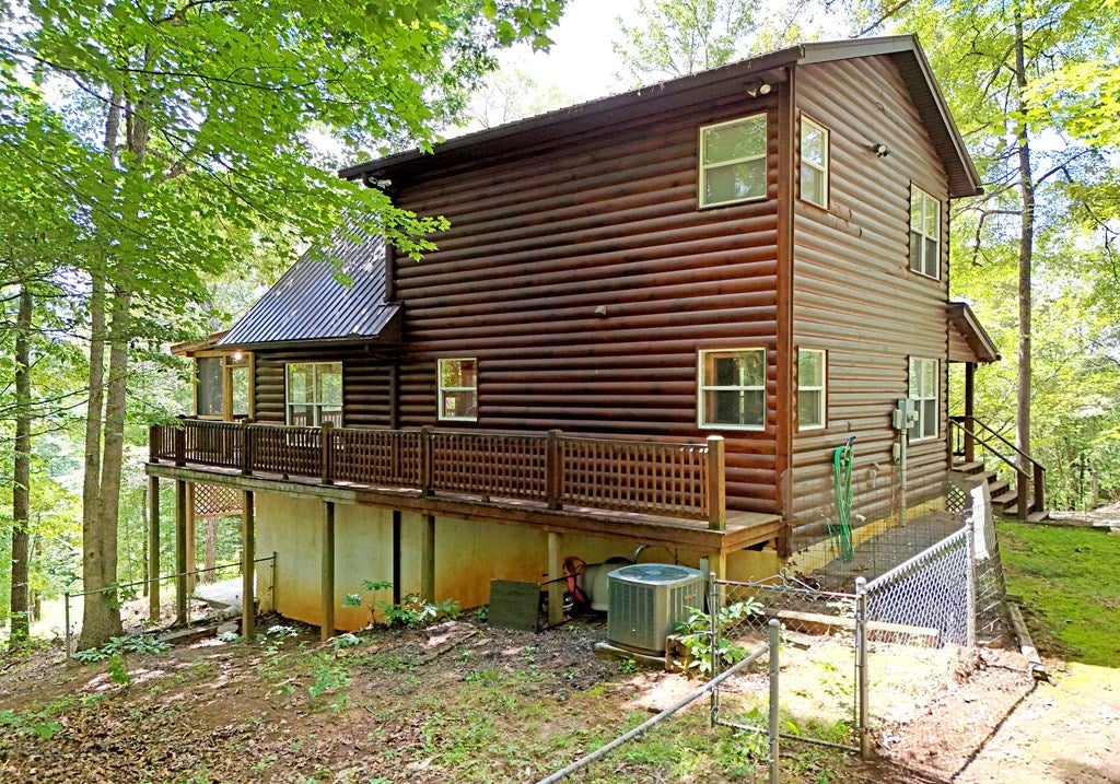 Mineral Bluff, Georgia, 30559, United States, 3 Bedrooms Bedrooms, ,3 BathroomsBathrooms,Residential,For Sale,1882955