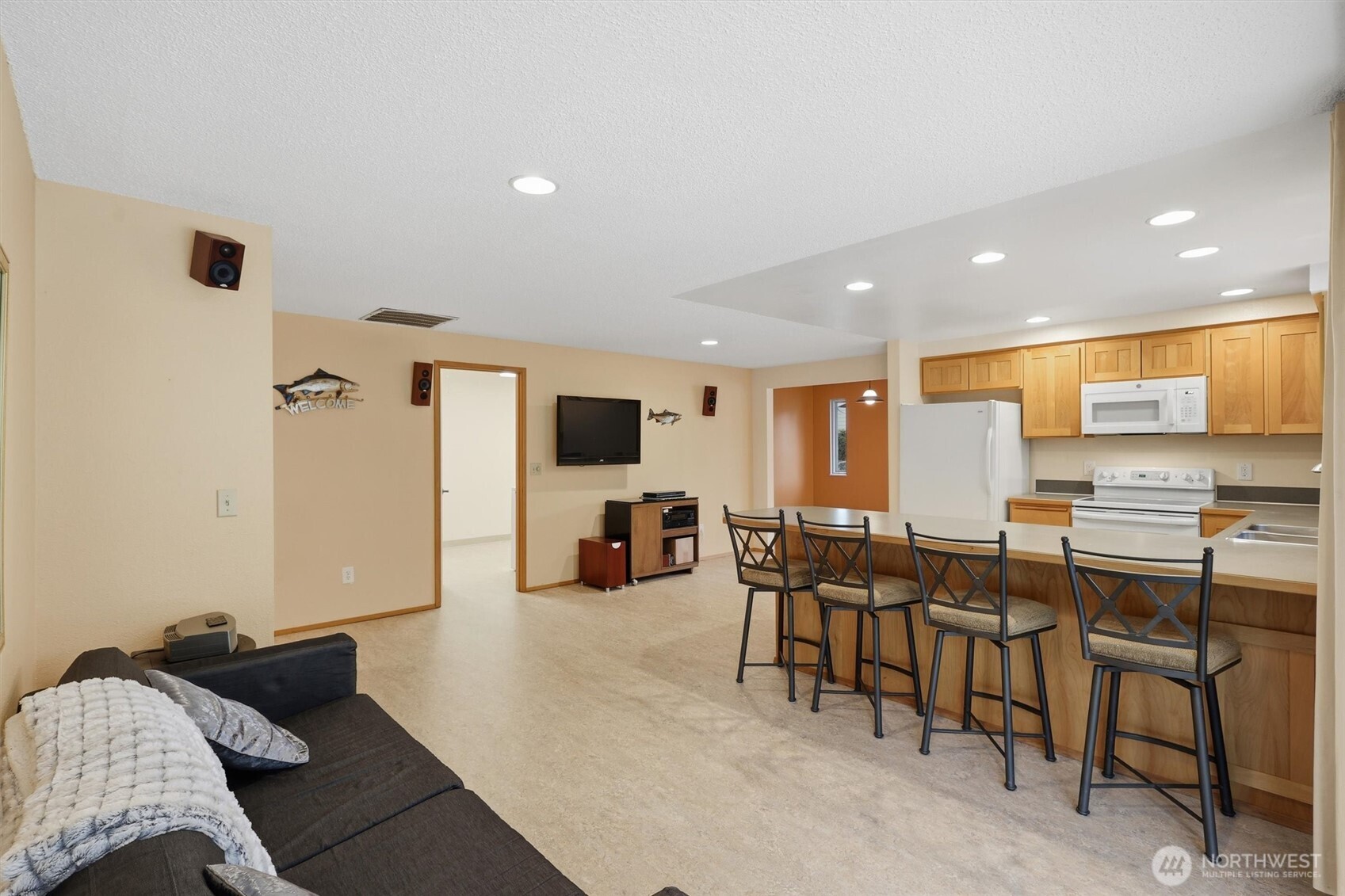 Auburn, Washington, 98002, United States, 3 Bedrooms Bedrooms, ,2 BathroomsBathrooms,Residential,For Sale,1994239