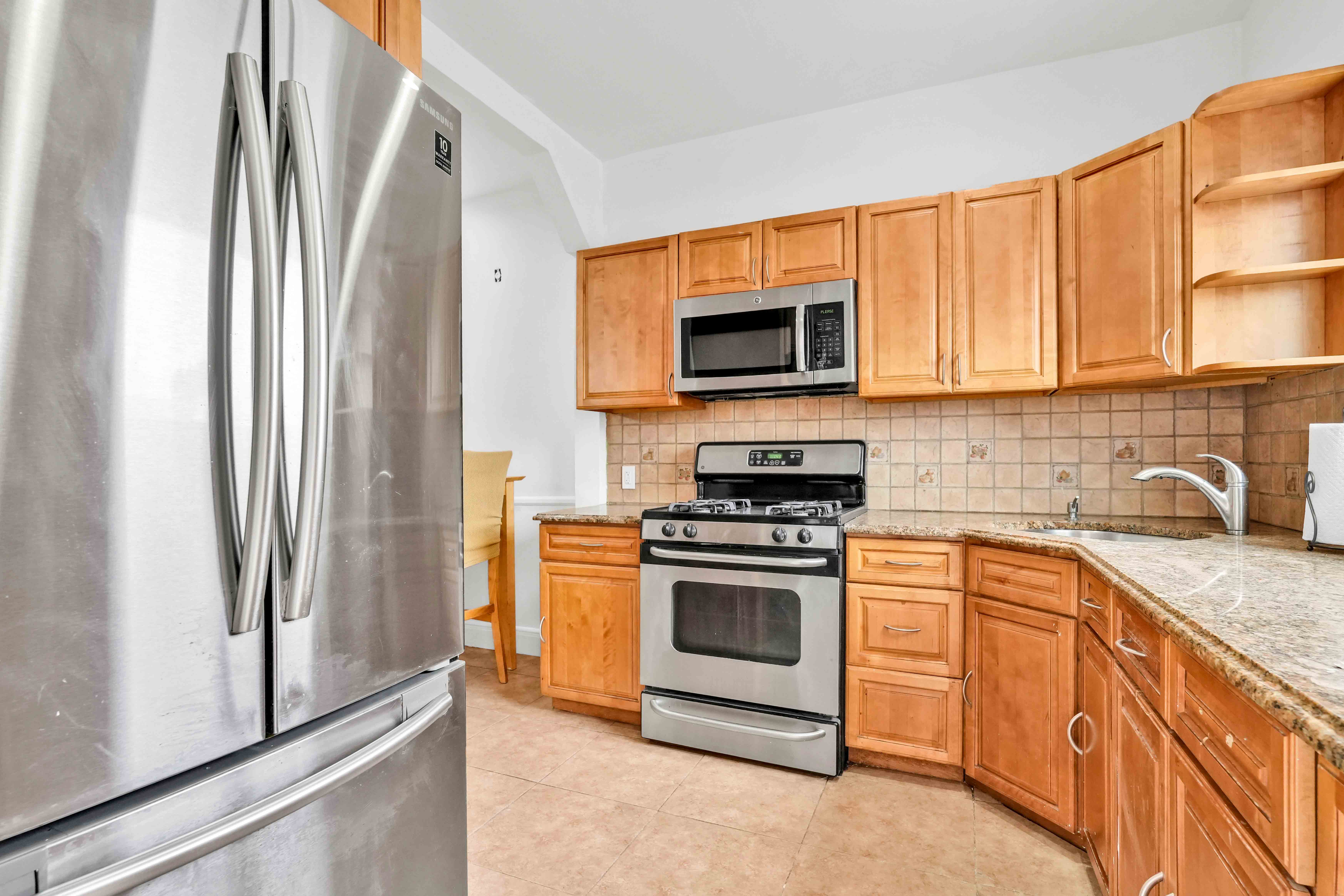 Laurelton, New York, 11413, United States, 3 Bedrooms Bedrooms, ,4 BathroomsBathrooms,Residential,For Sale,1944975