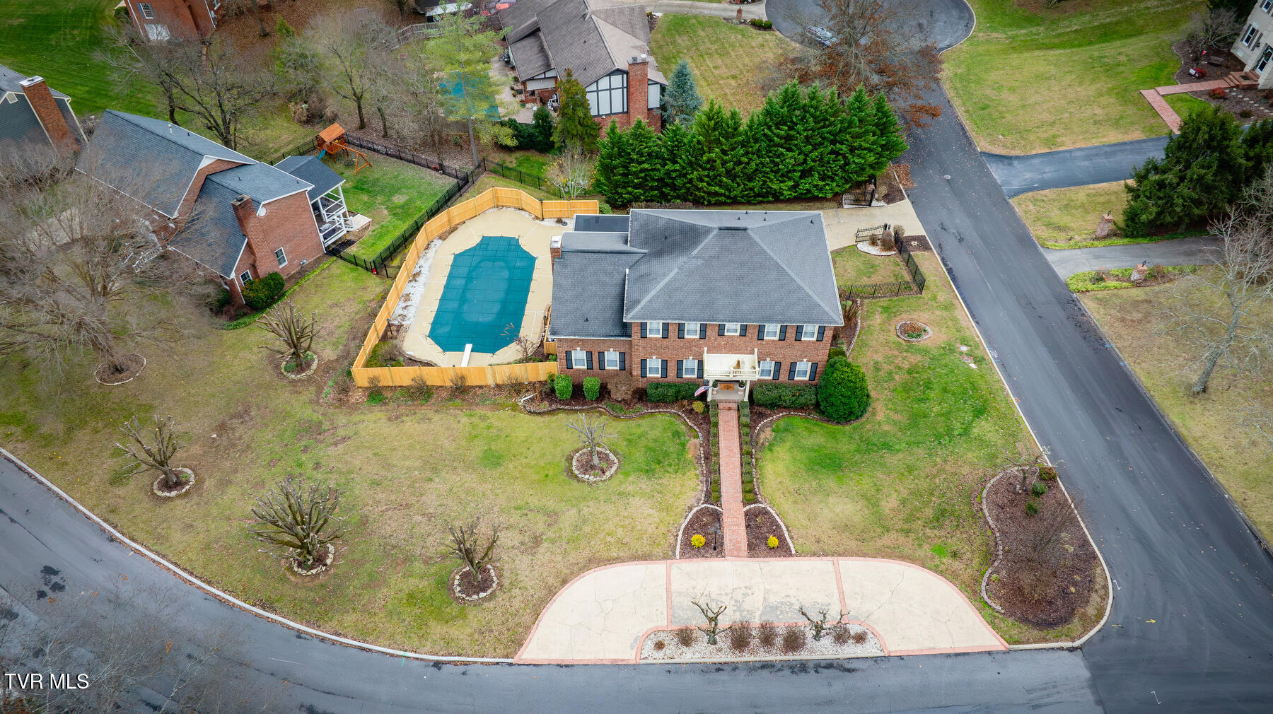 Kingsport, Tennessee, 37664, United States, 5 Bedrooms Bedrooms, ,5 BathroomsBathrooms,Residential,For Sale,1931023