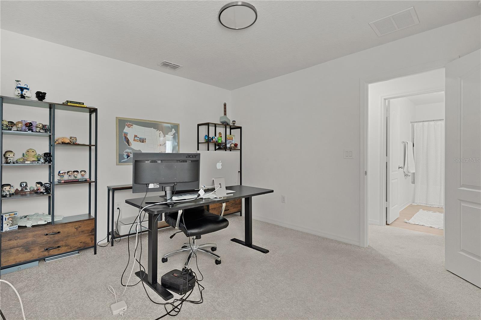 CLERMONT, Florida, 34714, United States, 3 Bedrooms Bedrooms, ,3 BathroomsBathrooms,Residential,For Sale,1901487