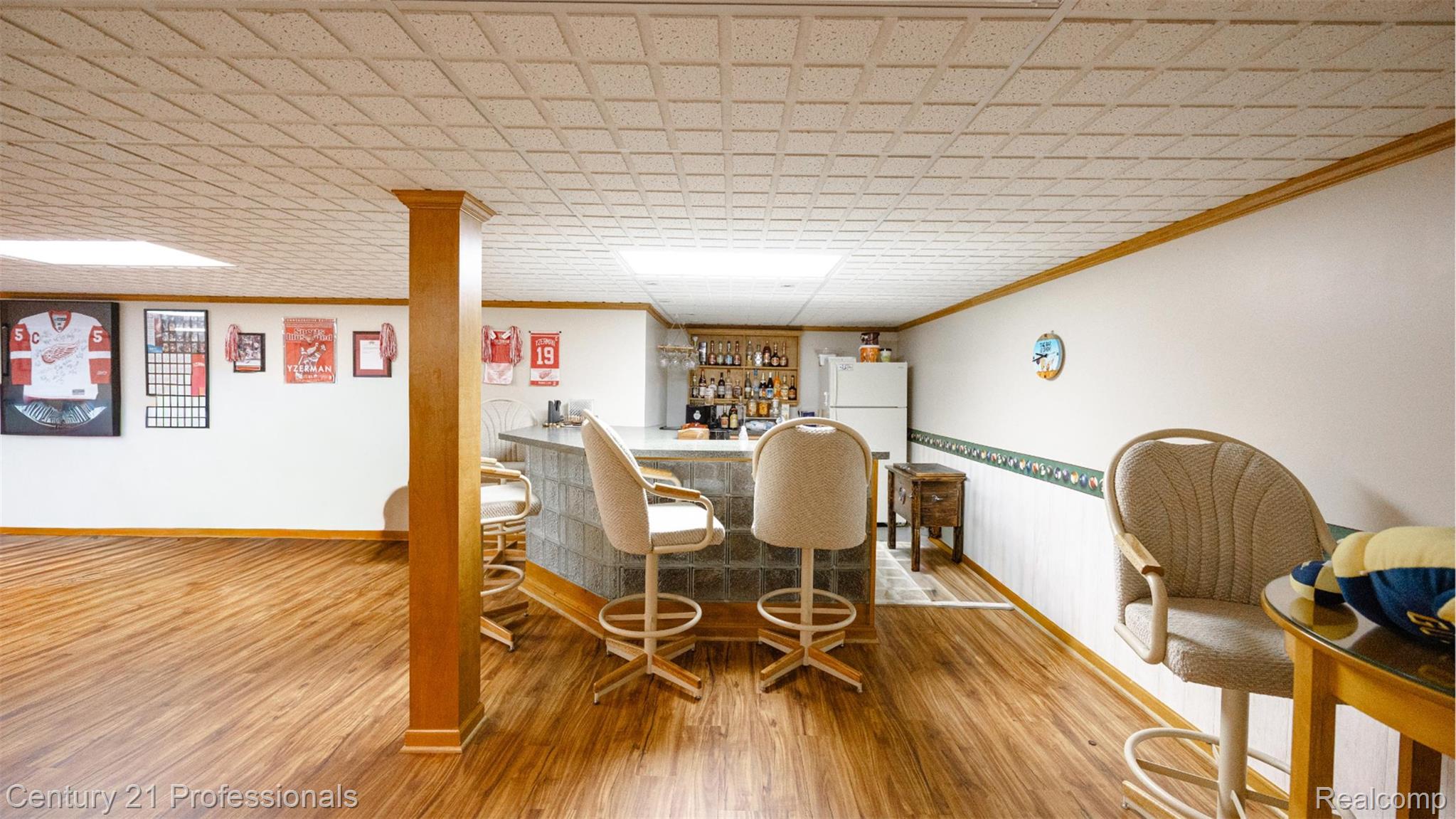 RochesterHills, Michigan, 48309, United States, 4 Bedrooms Bedrooms, ,4 BathroomsBathrooms,Residential,For Sale,1980404