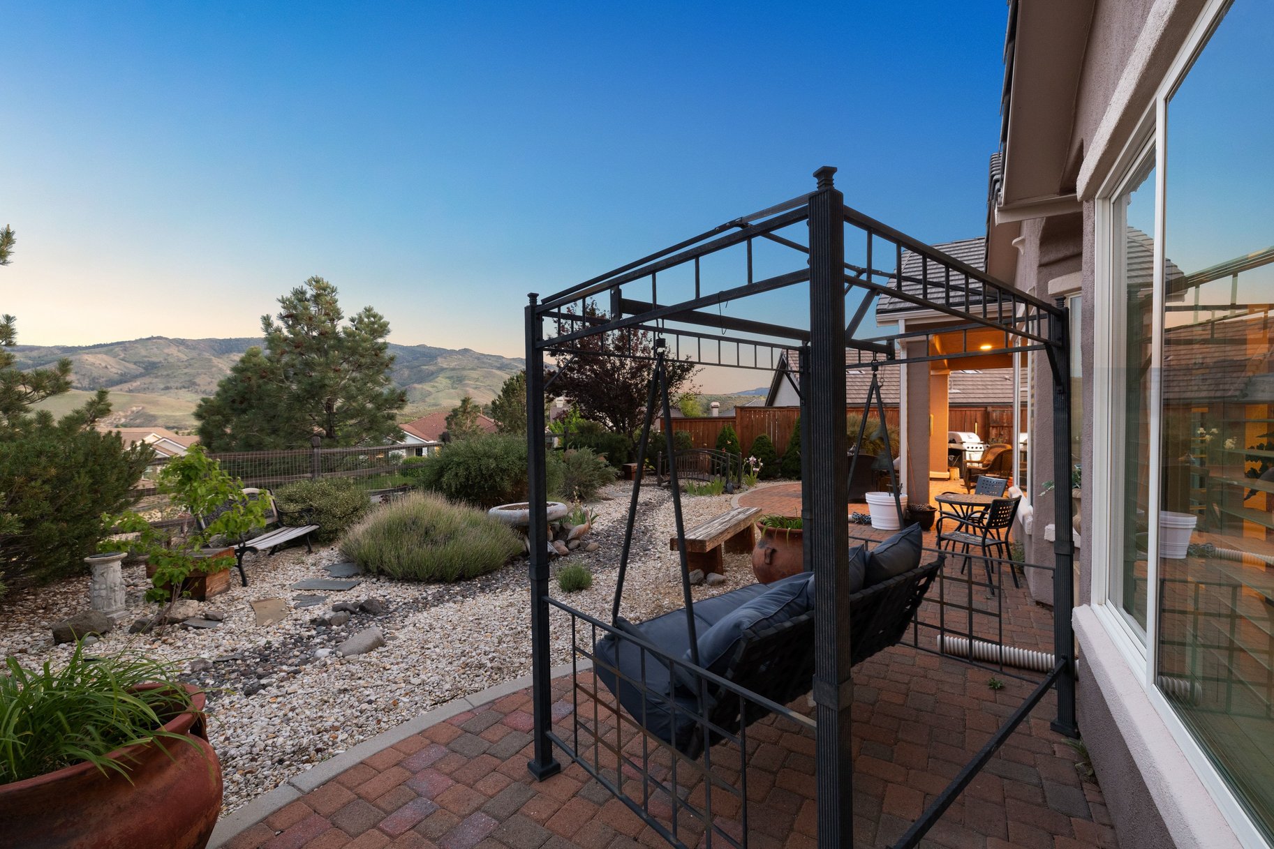  Sierra Canyon’s Largest Floor Plan with Sweeping Mountain & Sunset Views - 物件實景