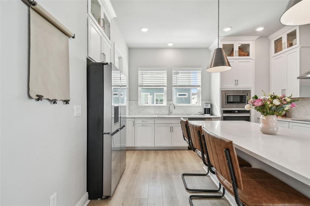 Sarasota, Florida, 34237, United States, 3 Bedrooms Bedrooms, ,4 BathroomsBathrooms,Residential,For Sale,1862311