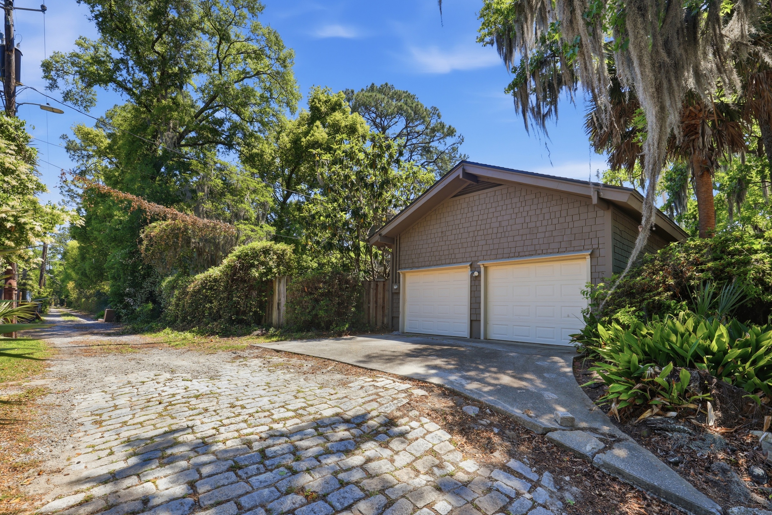  Prestigious Home in Ardsley Park Featured in Southern Living Magazine - 物件實景