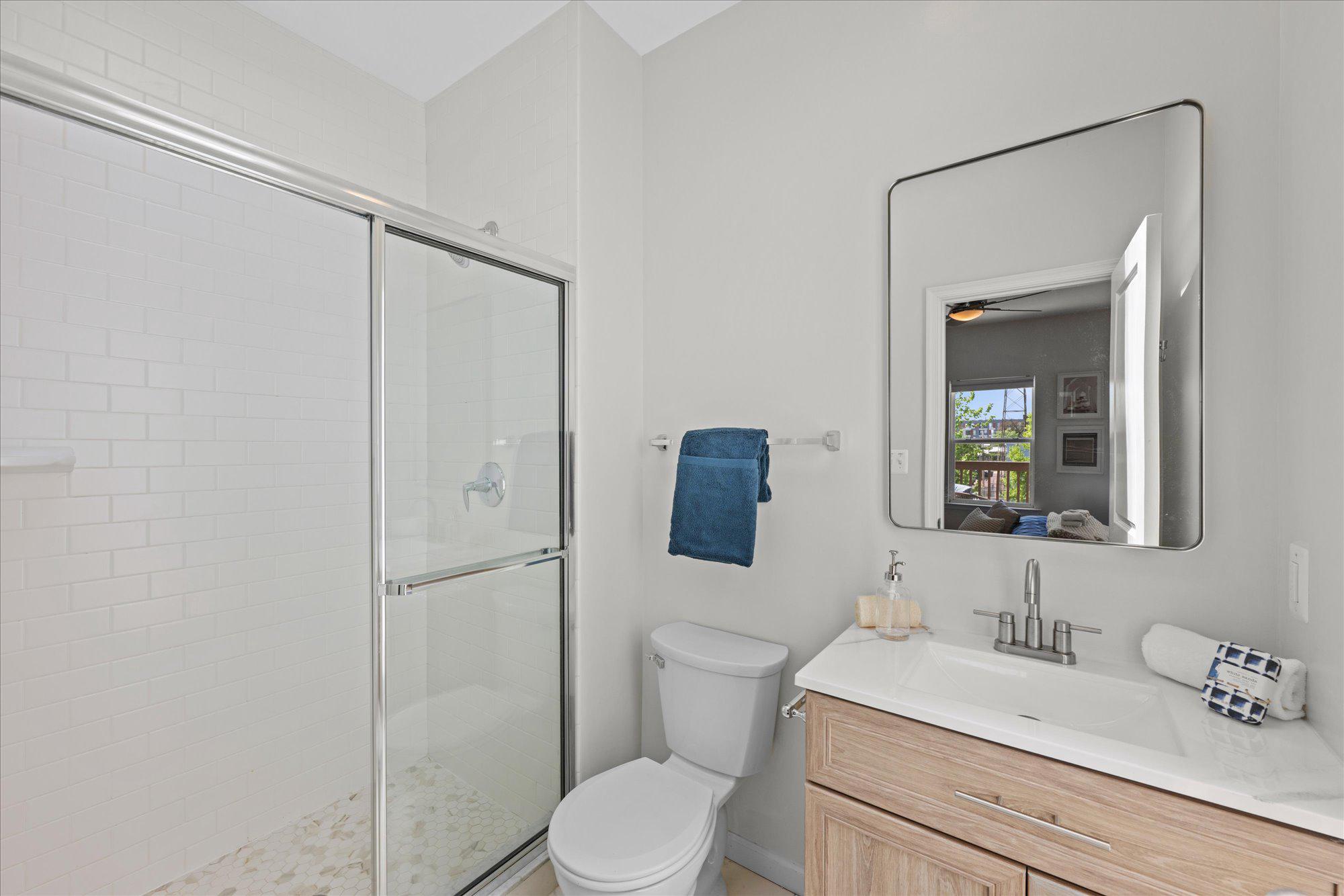  3415 Sherman Avenue NW, Washington, DC, 20010 - 物件實景