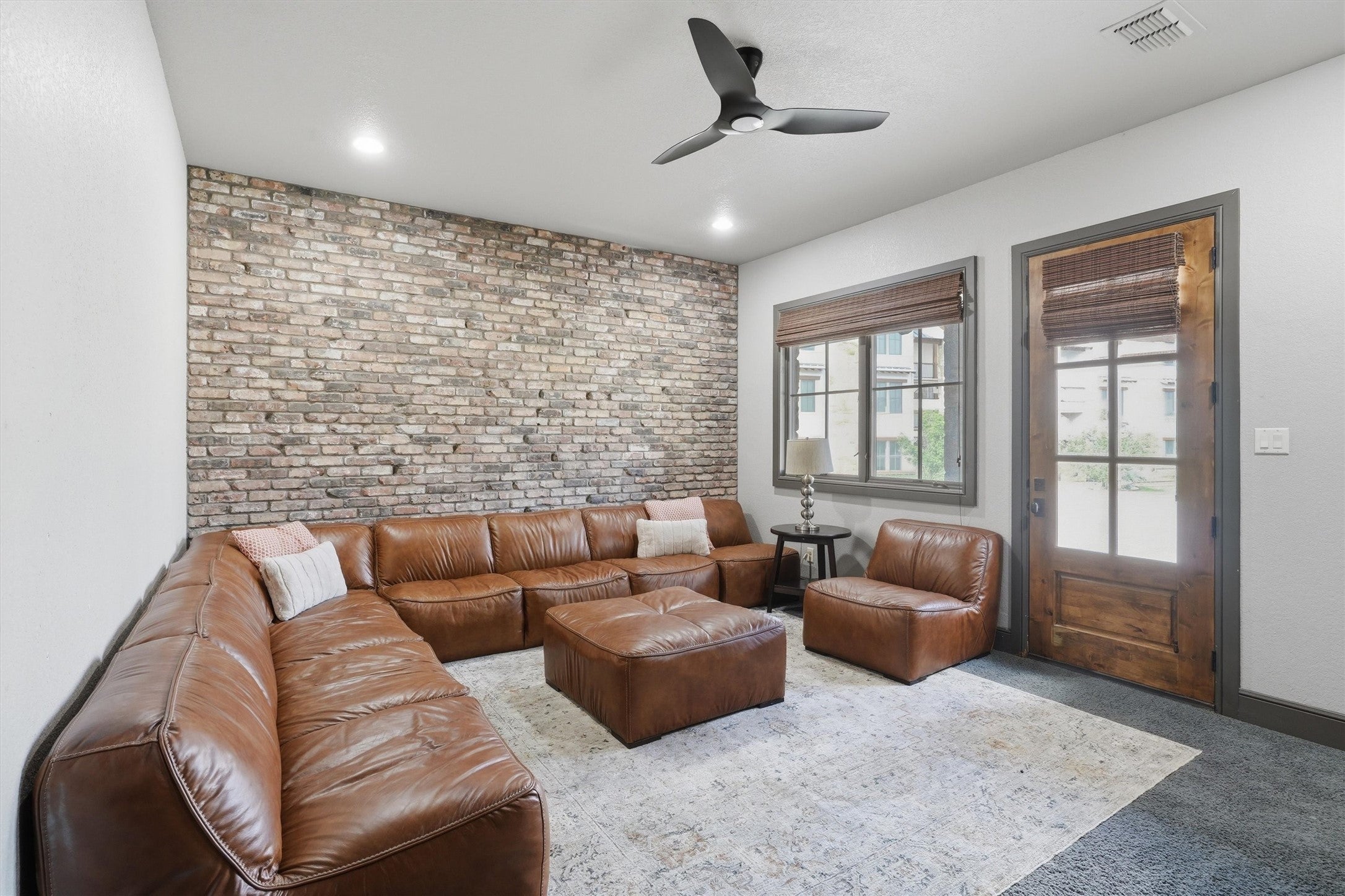 Graford, Texas, 76449, United States, 4 Bedrooms Bedrooms, ,5 BathroomsBathrooms,Residential,For Sale,2048320