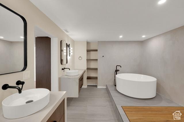 Salt Lake City, Utah, 84101, United States, 3 Bedrooms Bedrooms, ,3 BathroomsBathrooms,Residential,For Sale,1982809