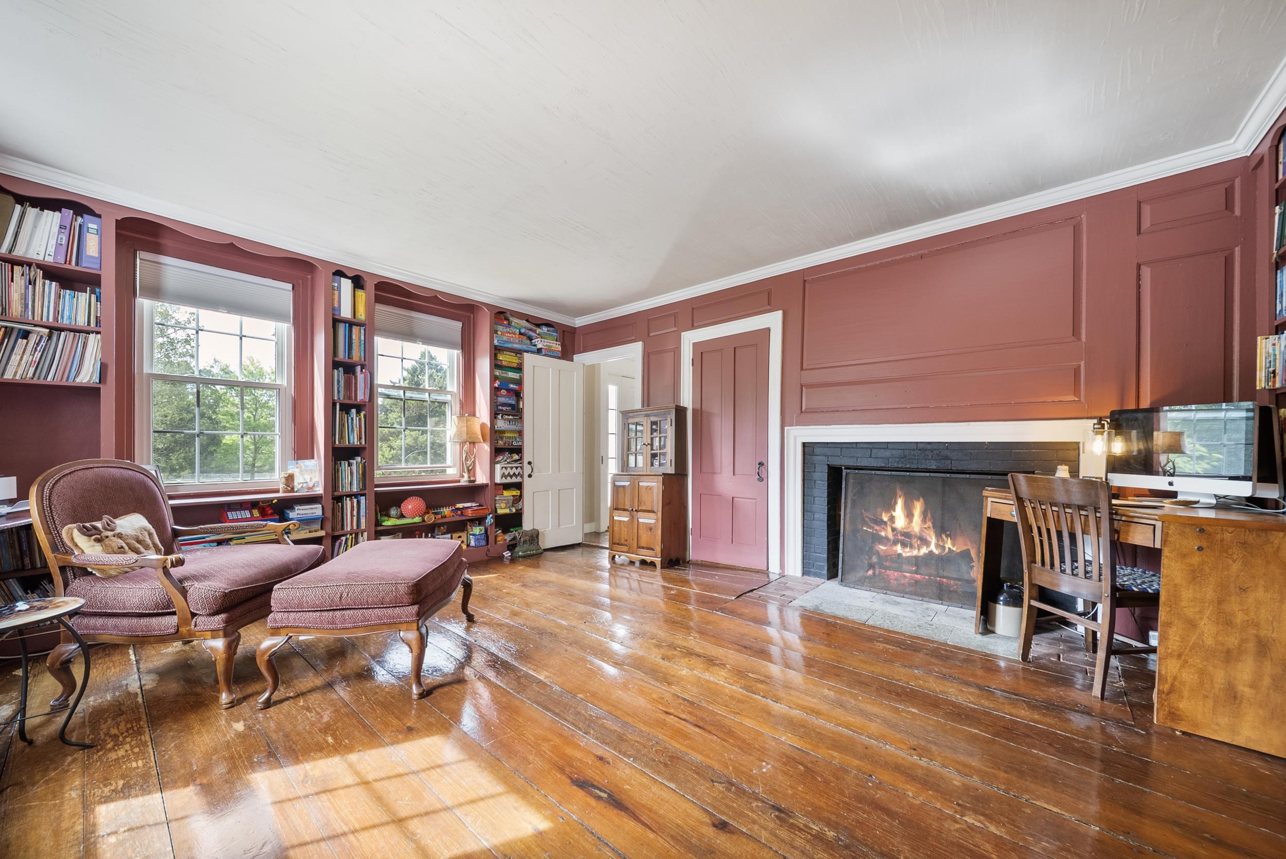Francestown, New Hampshire, 03043, United States, 5 Bedrooms Bedrooms, ,4 BathroomsBathrooms,Residential,For Sale,1827172